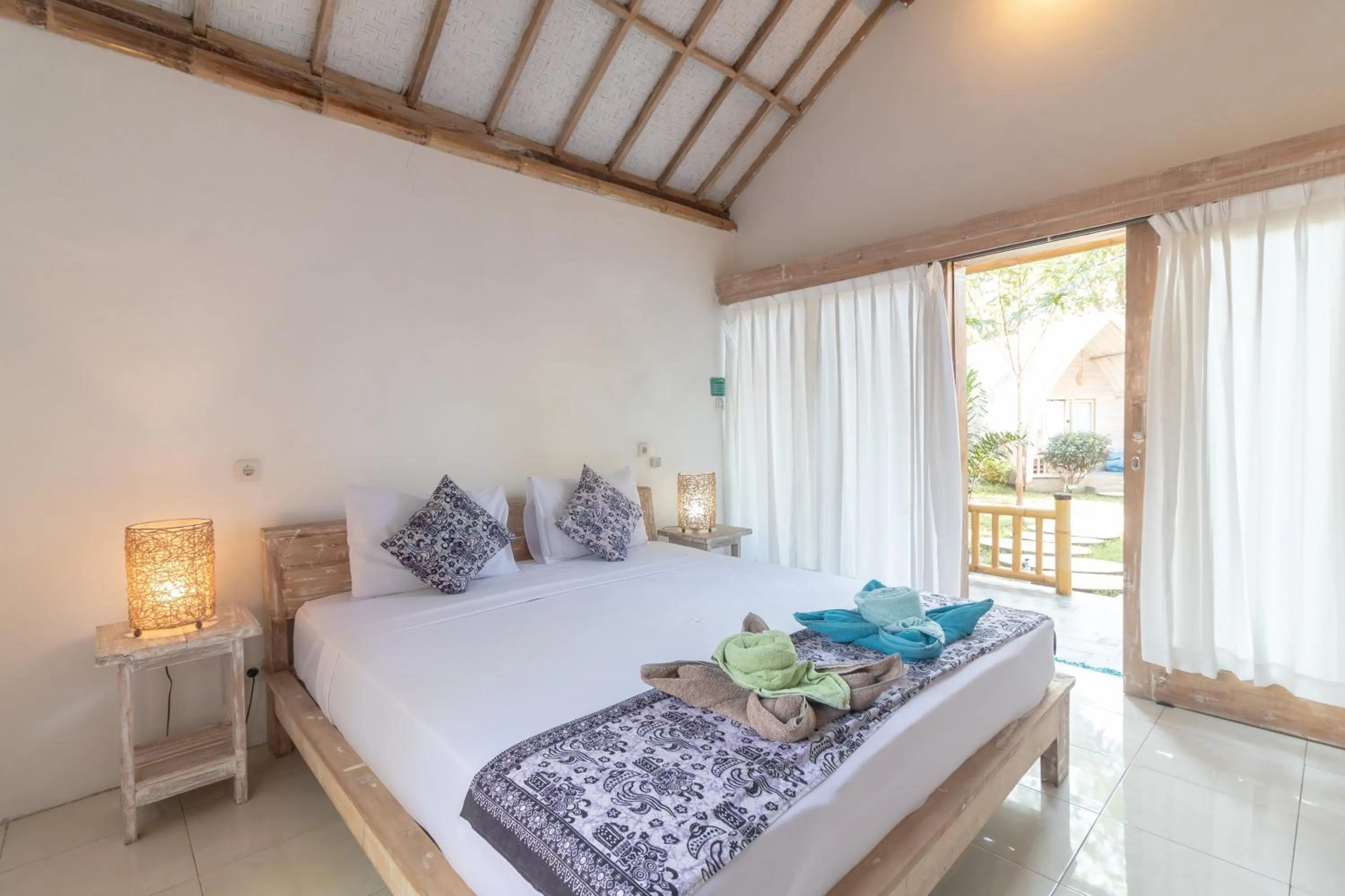 Bedroom, Bed in Gili Matiki