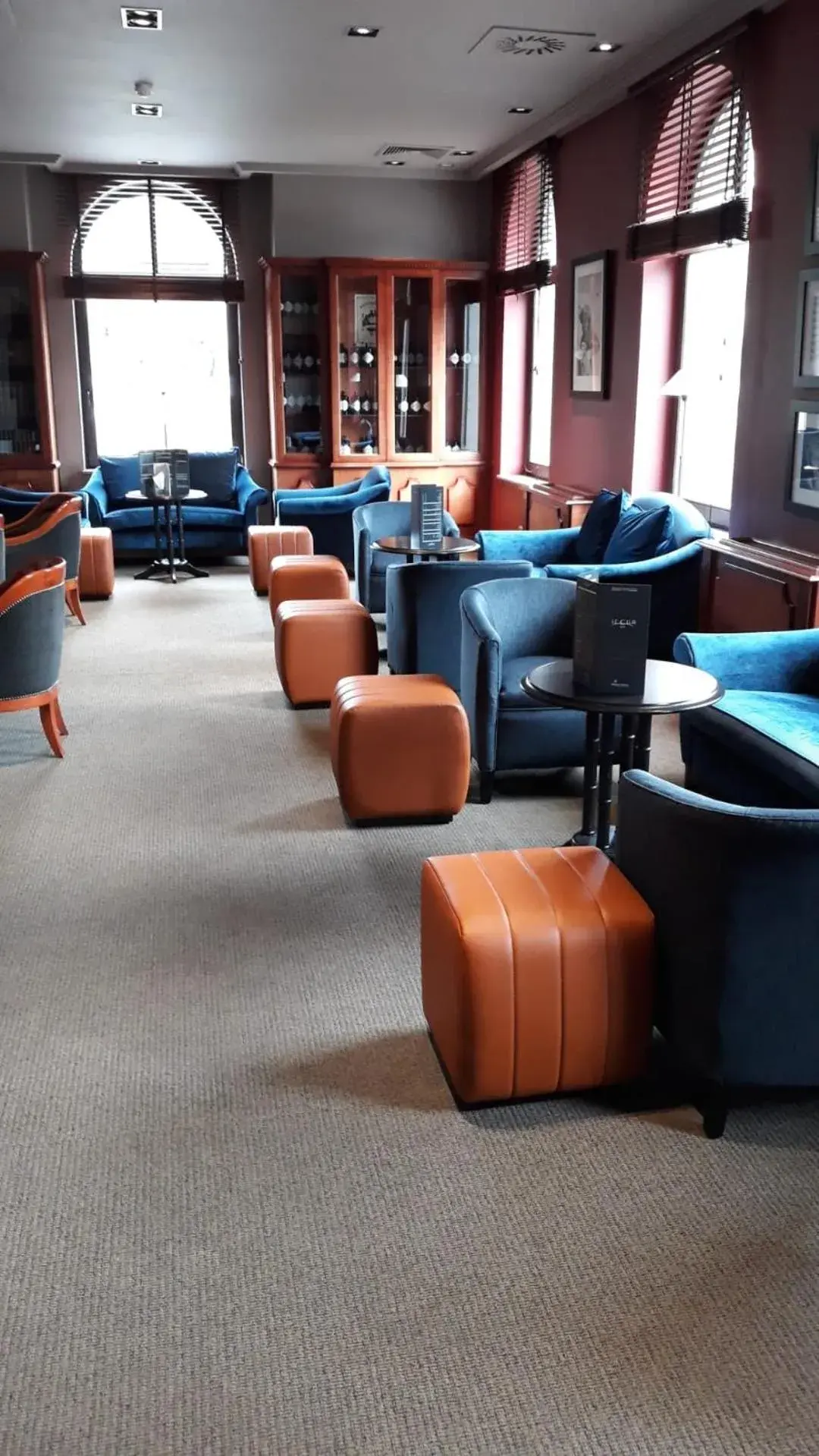 Lounge or bar in Van der Valk Waterloo Lounge or bar in Van der Valk Waterloo