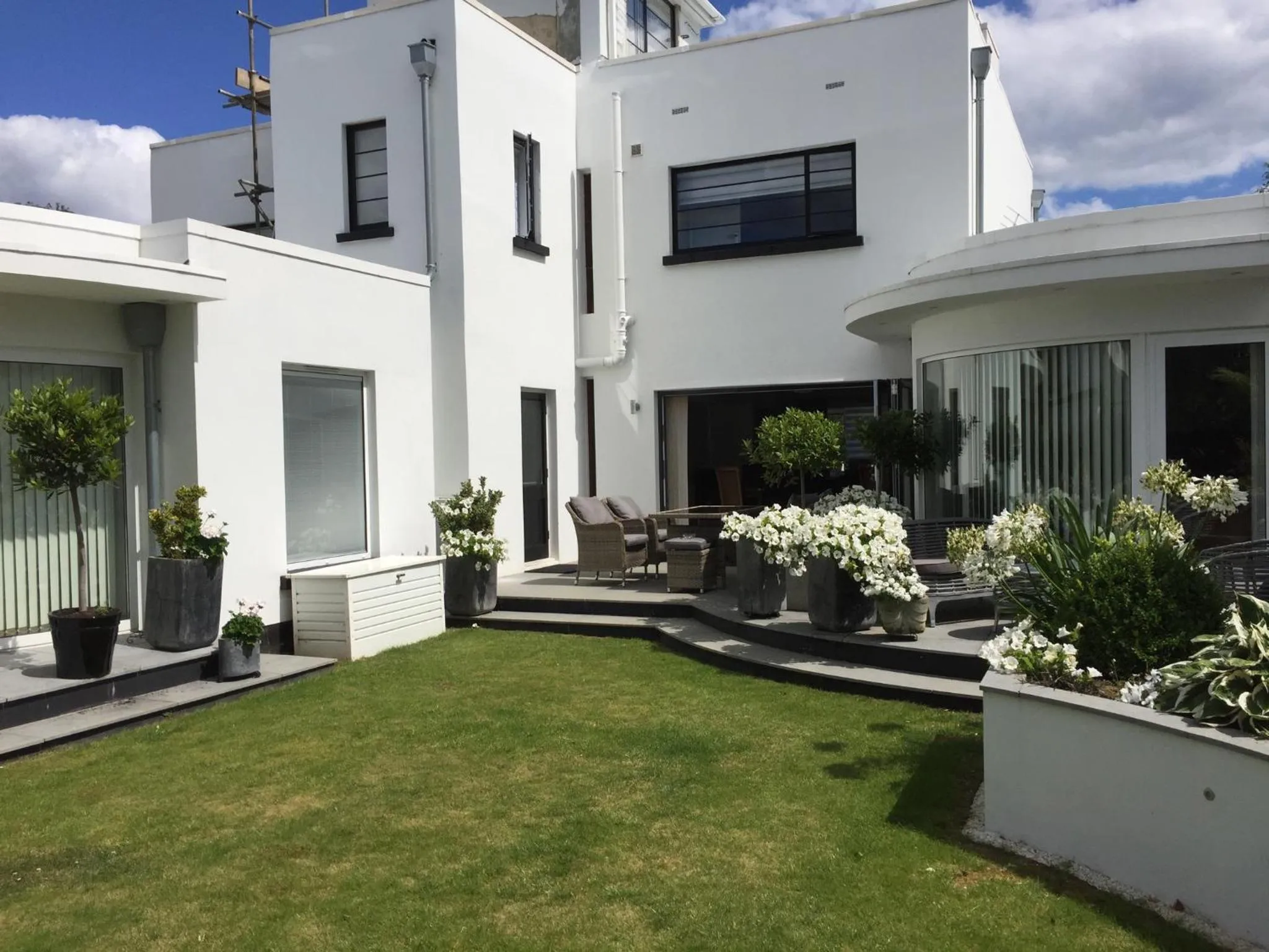 Property building in Milvil