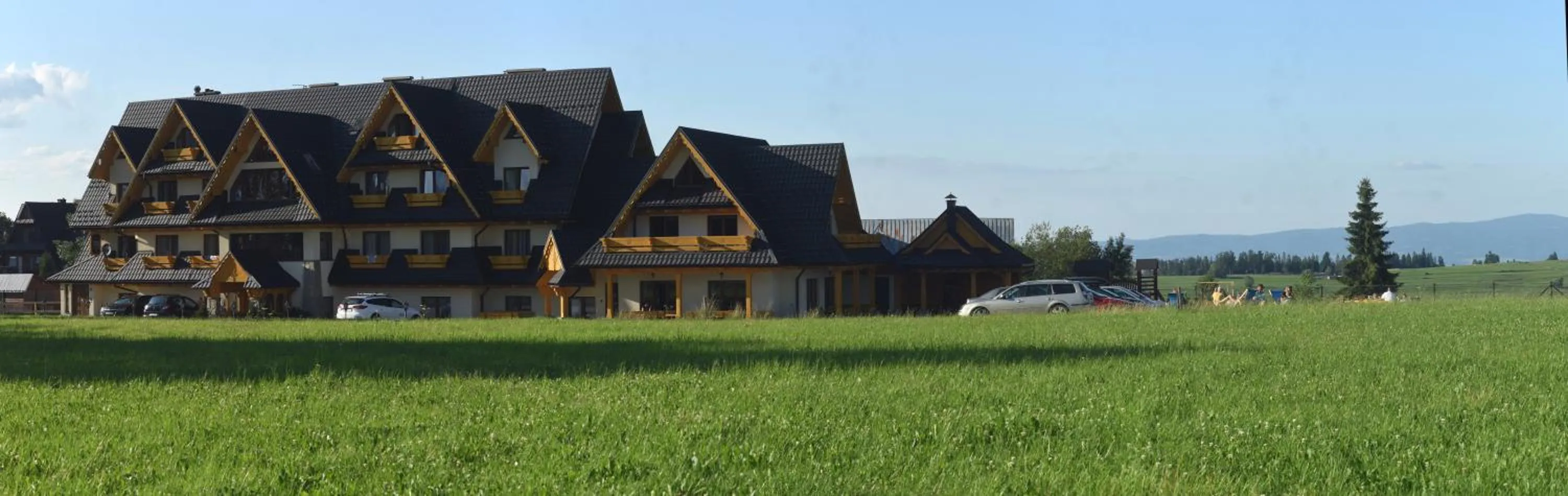 Property building in Dom Wczasowy Na Szczycie