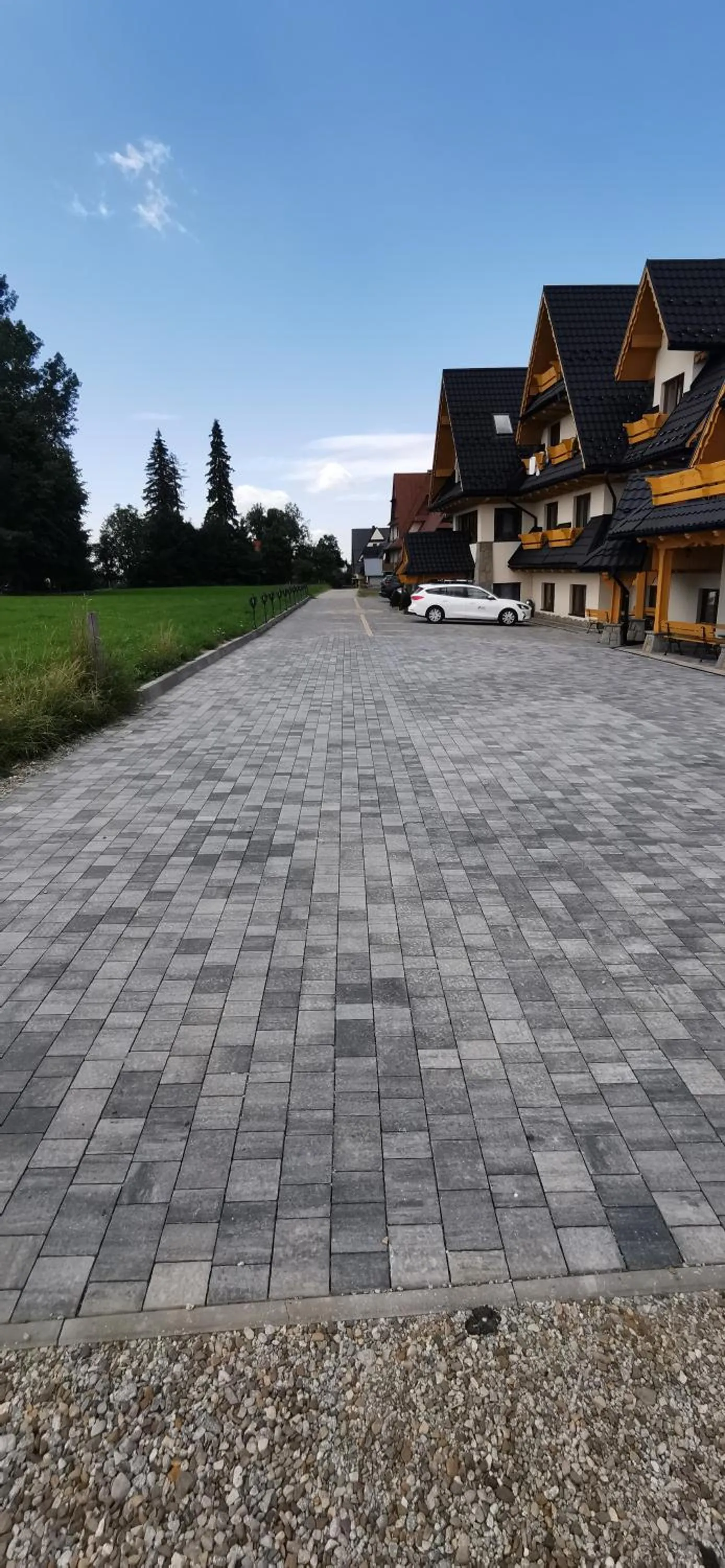 Property building in Dom Wczasowy Na Szczycie