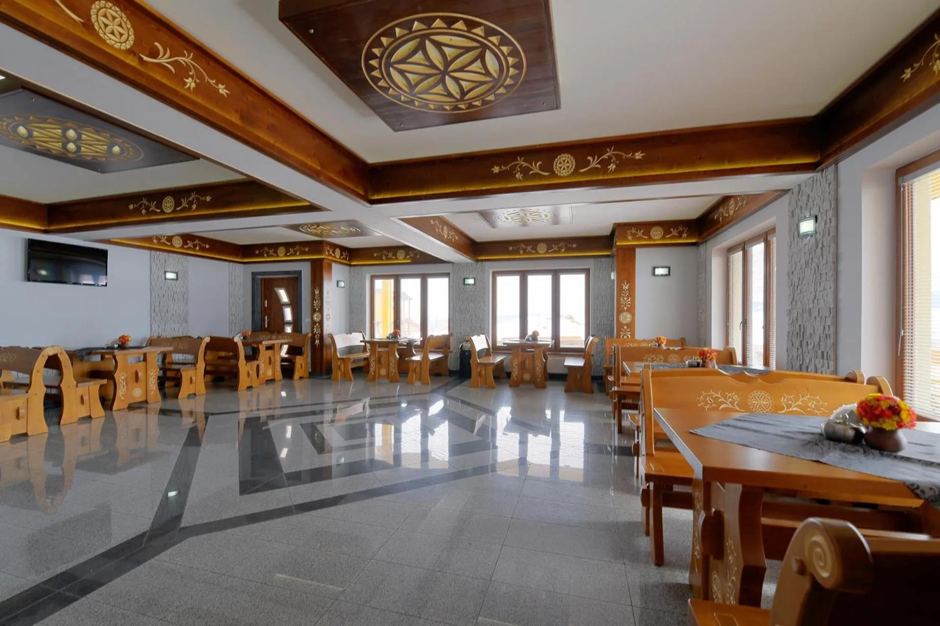 Restaurant/places to eat in Dom Wczasowy Na Szczycie