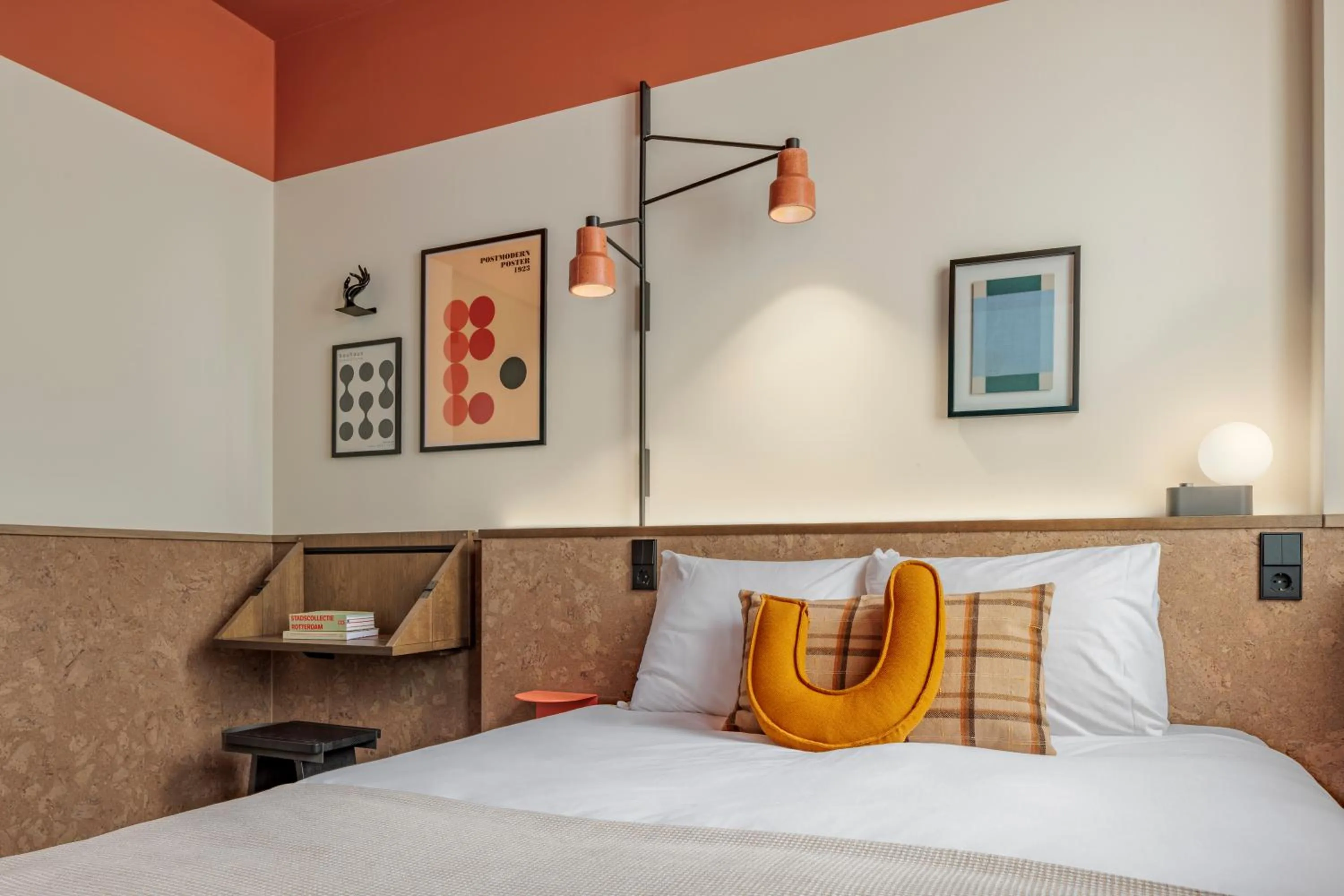 Bed in The Usual Brussels