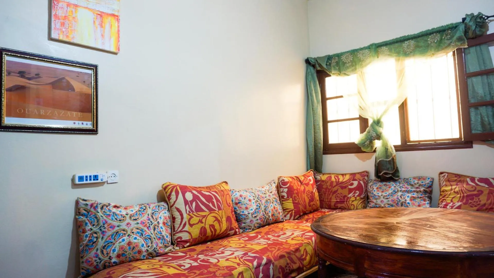 Living room in Ouarzazate Youth Hostel YHO