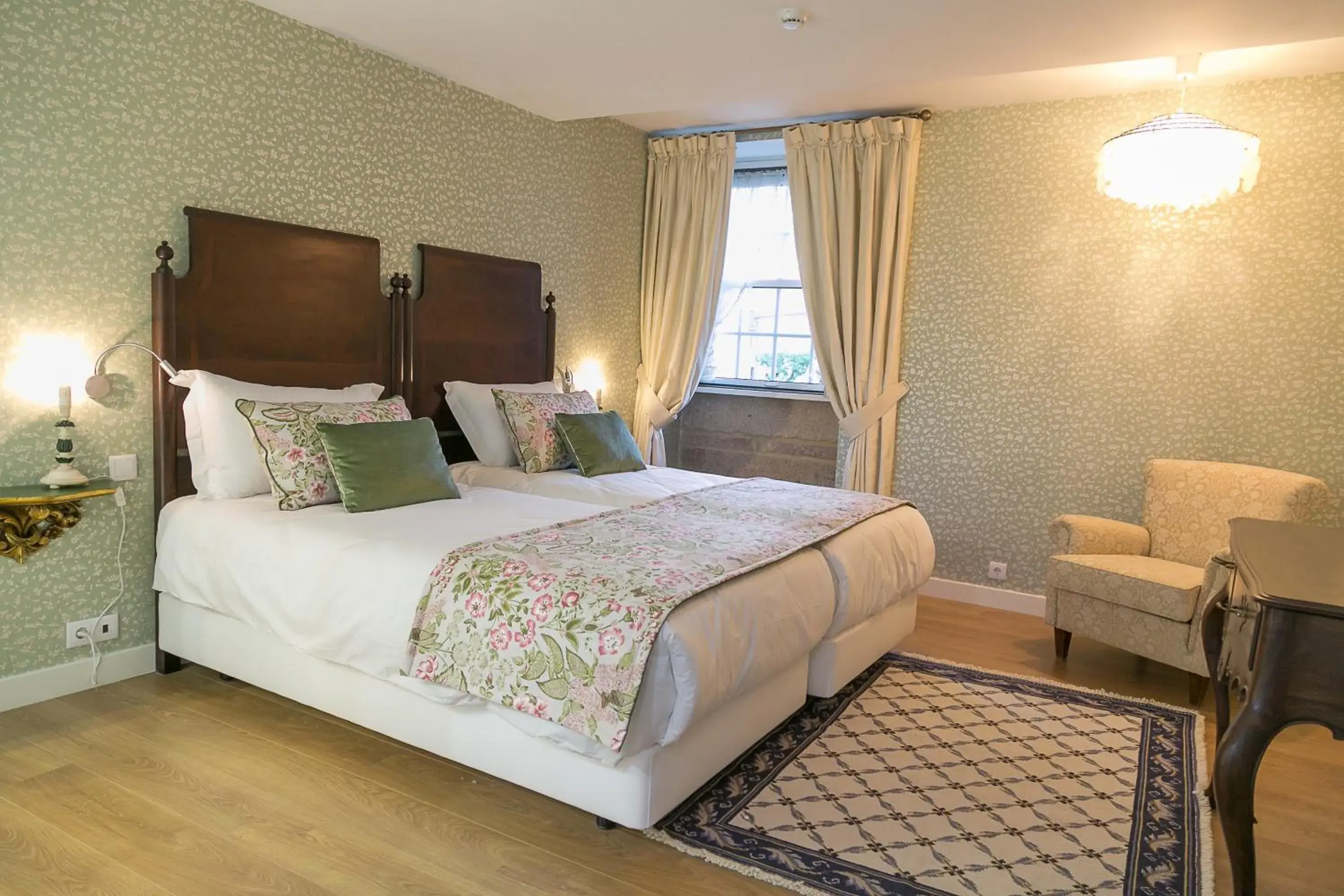 Bedroom, Bed in Solar Sampaio e Melo Bedroom, Bed in Solar Sampaio e Melo