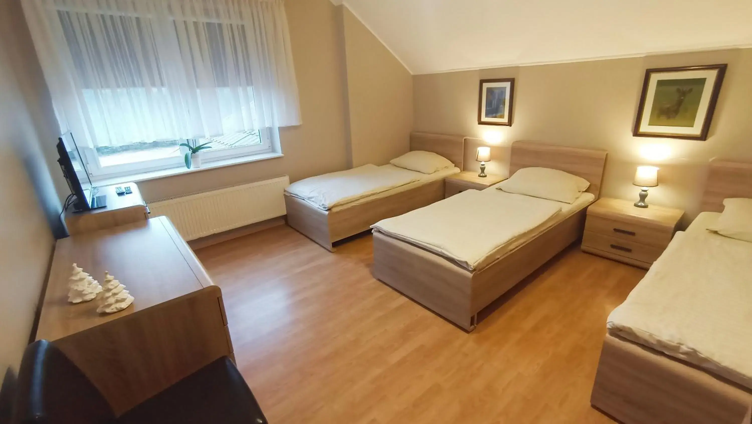 Double or Twin Room in Noclegi u Maxa Double or Twin Room in Noclegi u Maxa