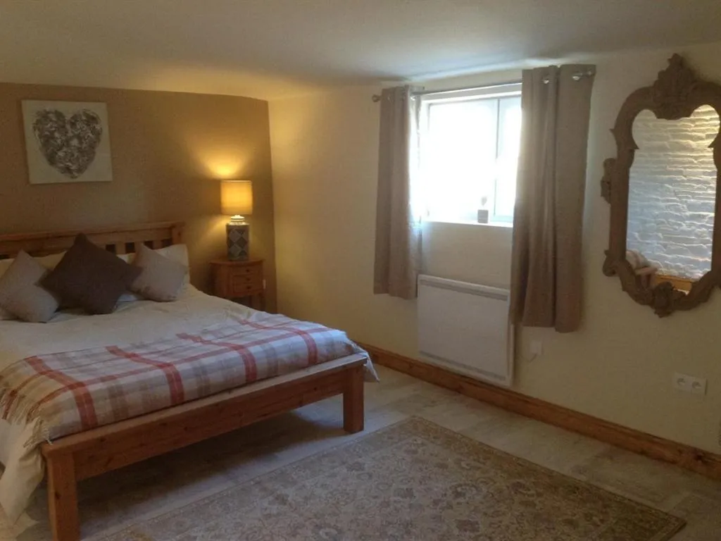 Bedroom, Bed in Le Bois Gautier