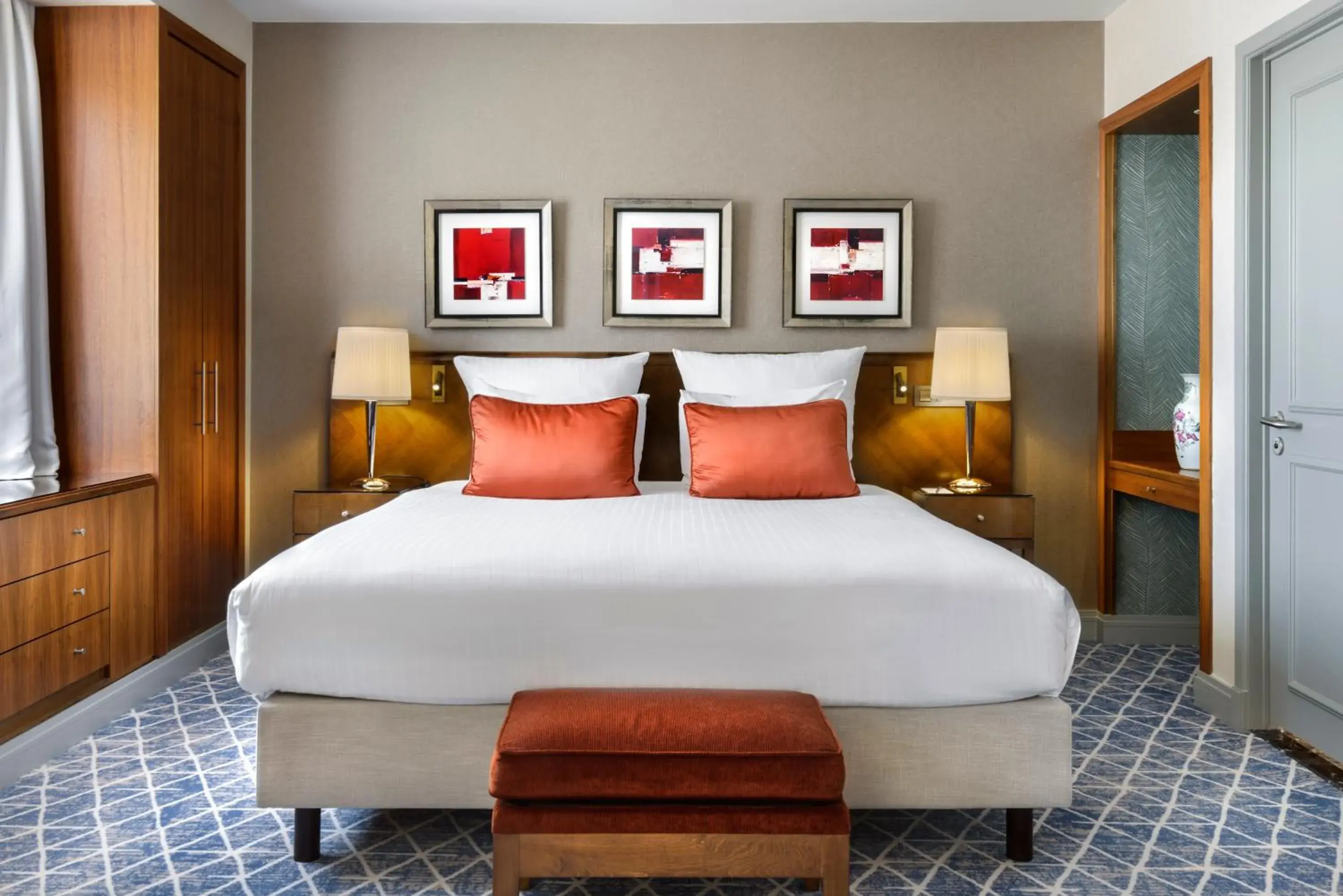 Warwick Suite in Warwick Grand-Place Brussels Warwick Suite in Warwick Grand-Place Brussels