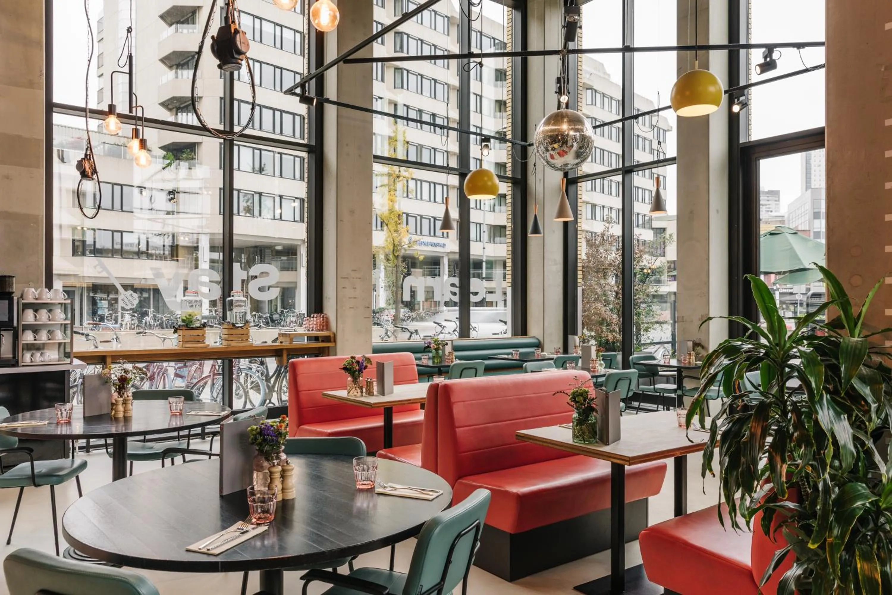 Restaurant/places to eat in The Social Hub Eindhoven