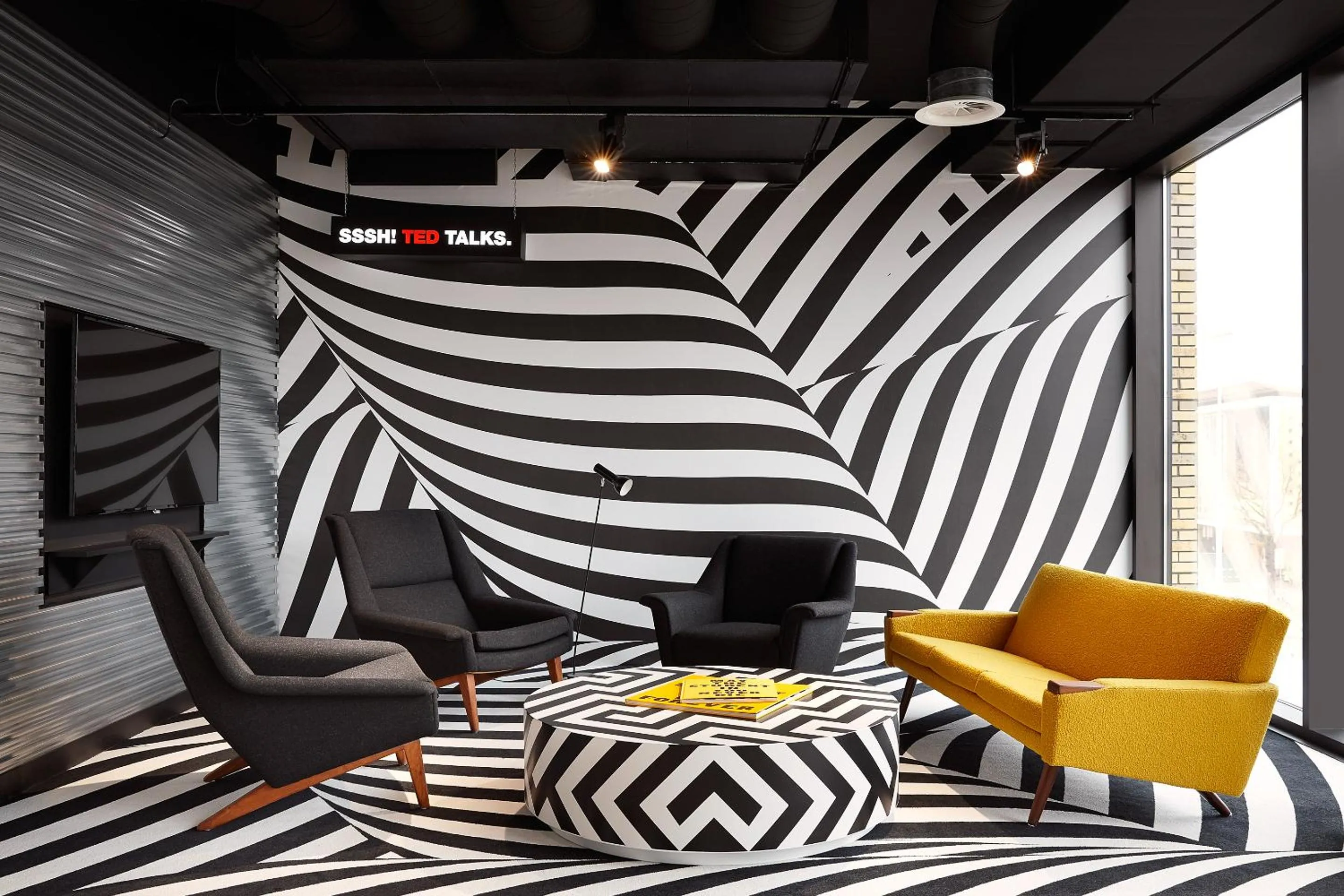 Communal lounge/ TV room in The Social Hub Eindhoven