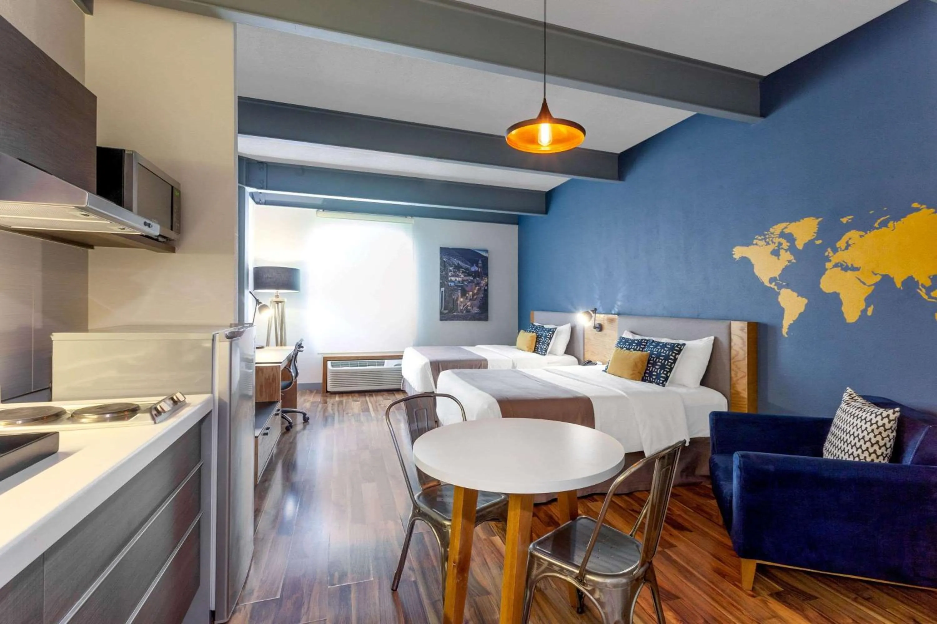 Photo of the whole room in TRYP by Wyndham San Luis Potosi Hotel & Suites