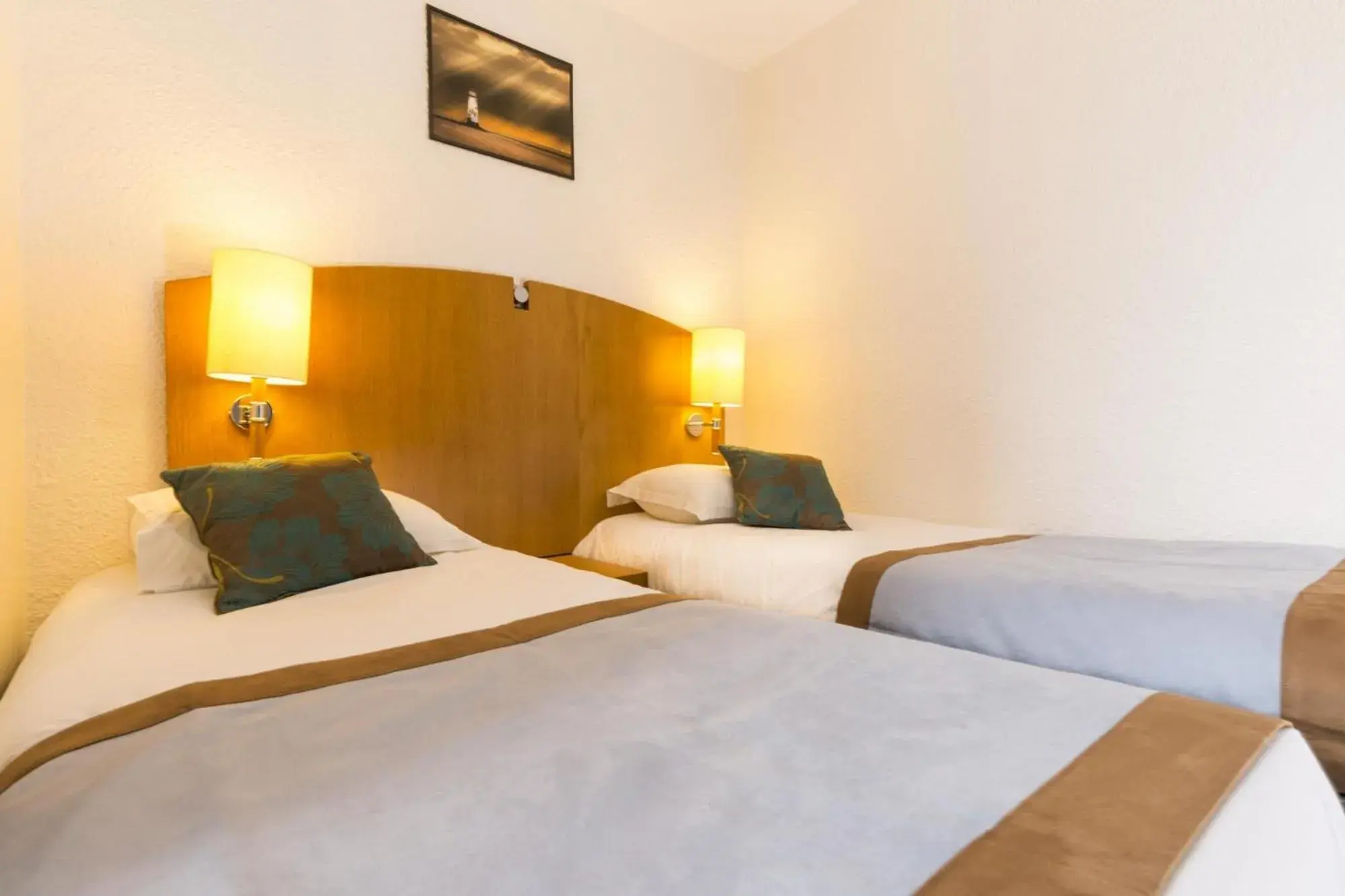 Bed in initial by balladins Saint-Quentin / Gauchy Bed in initial by balladins Saint-Quentin / Gauchy