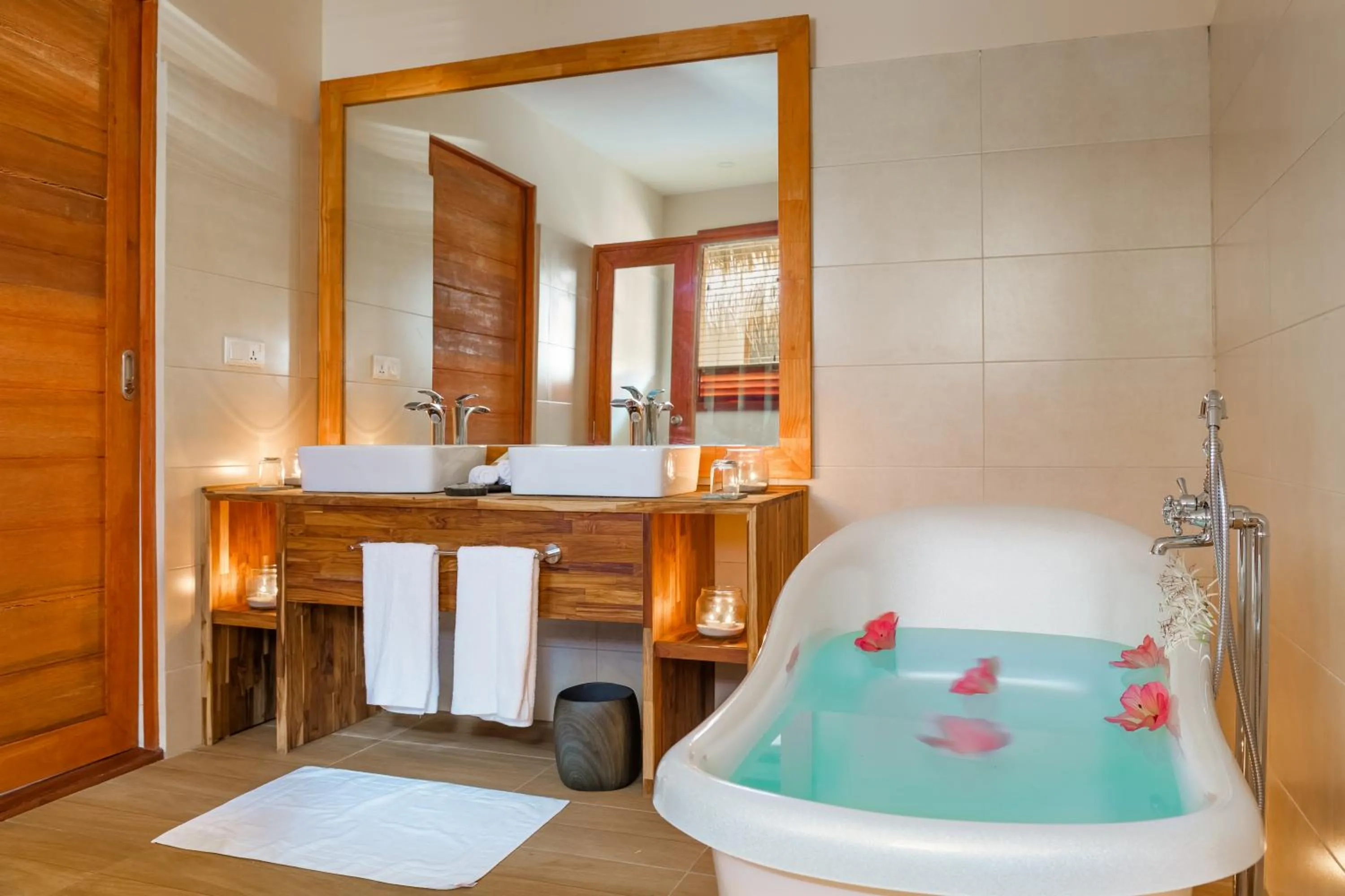 Toilet in Kudafushi Resort & Spa