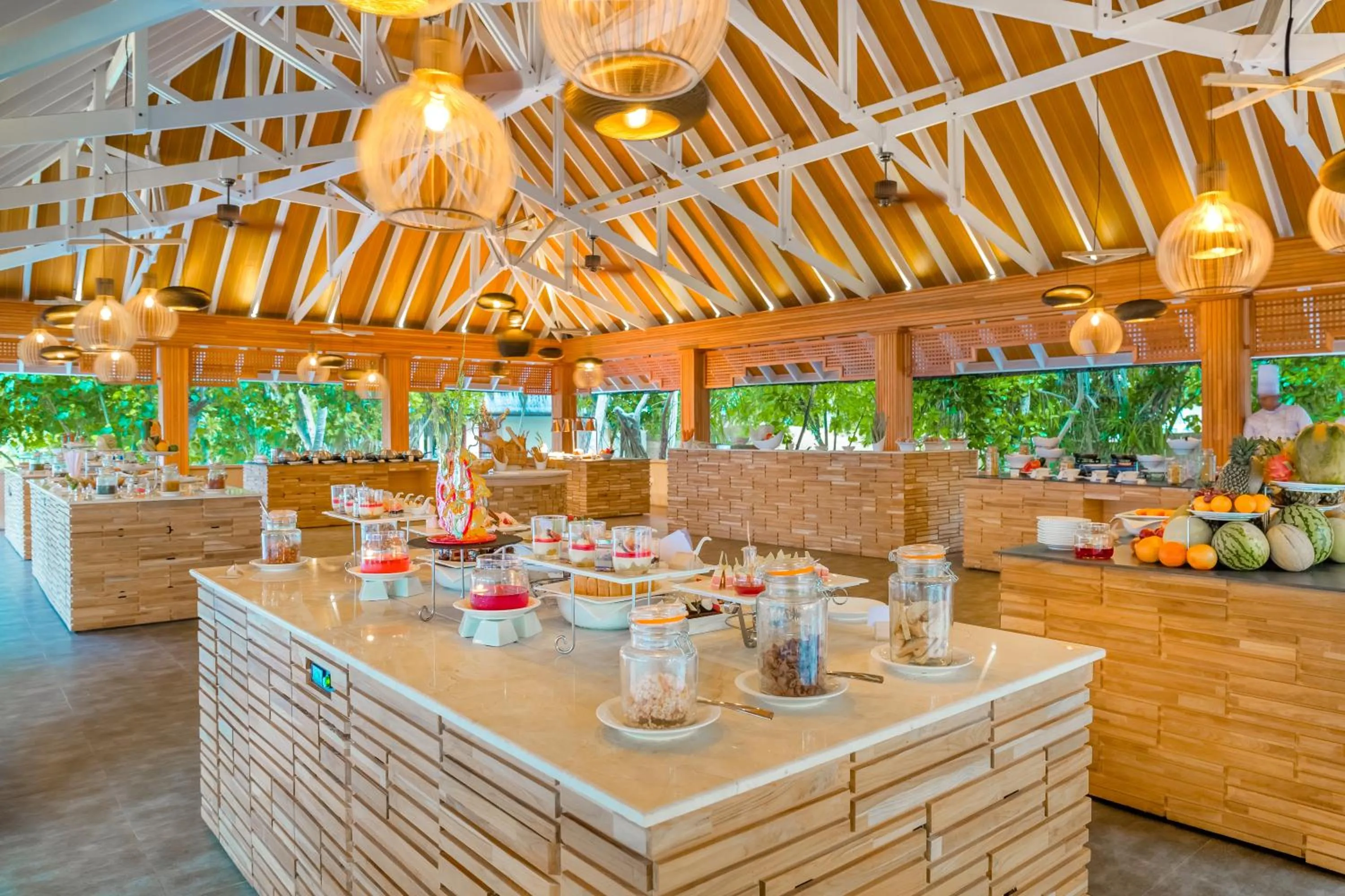 Restaurant/places to eat in Kudafushi Resort & Spa