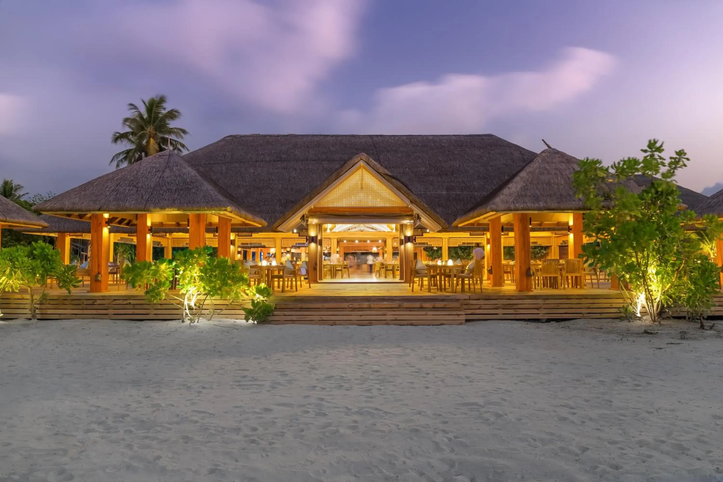 Restaurant/places to eat in Kudafushi Resort & Spa Restaurant/places to eat in Kudafushi Resort & Spa