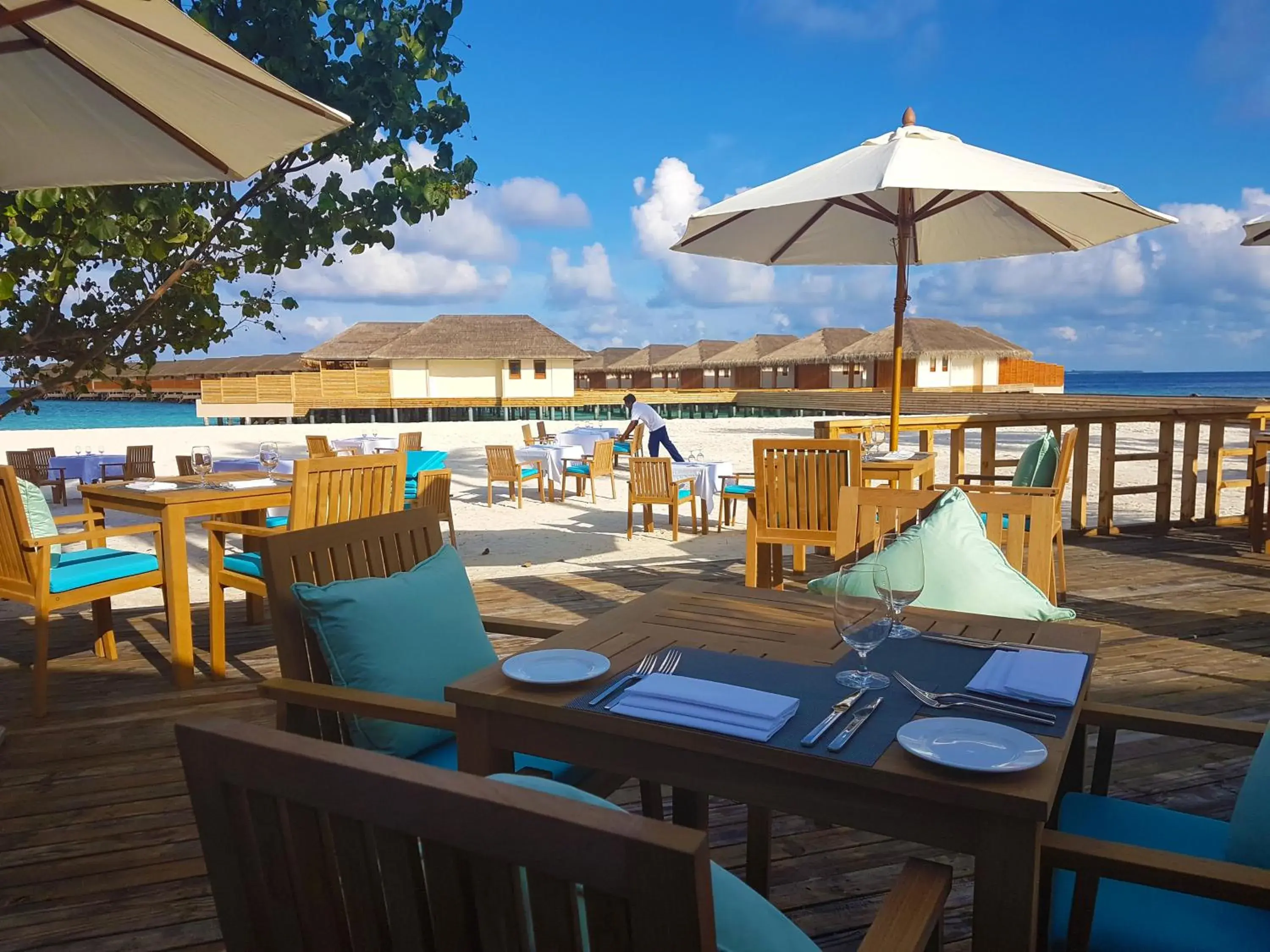 Restaurant/places to eat in Kudafushi Resort & Spa Restaurant/places to eat in Kudafushi Resort & Spa