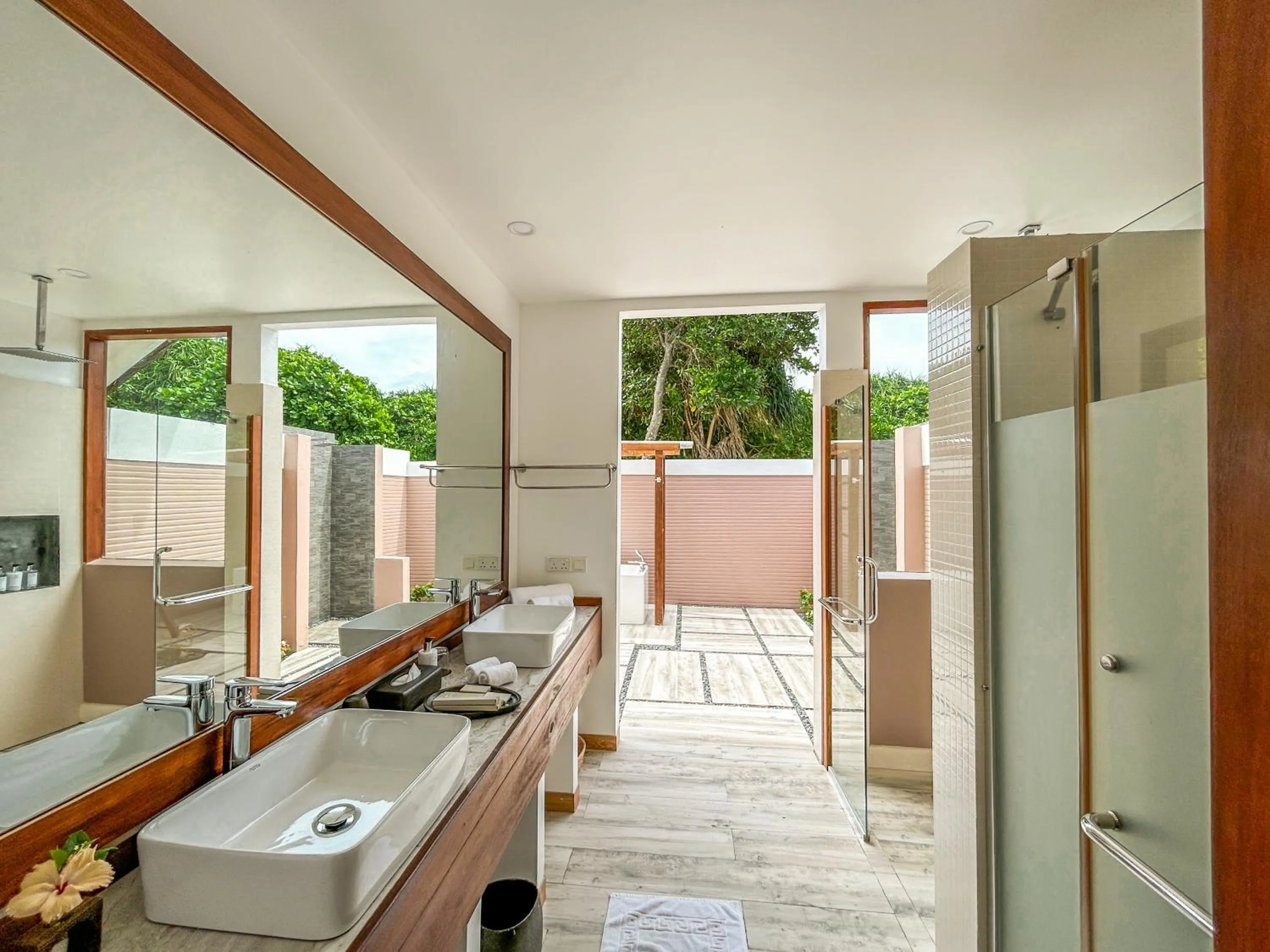 Bathroom in Kudafushi Resort & Spa