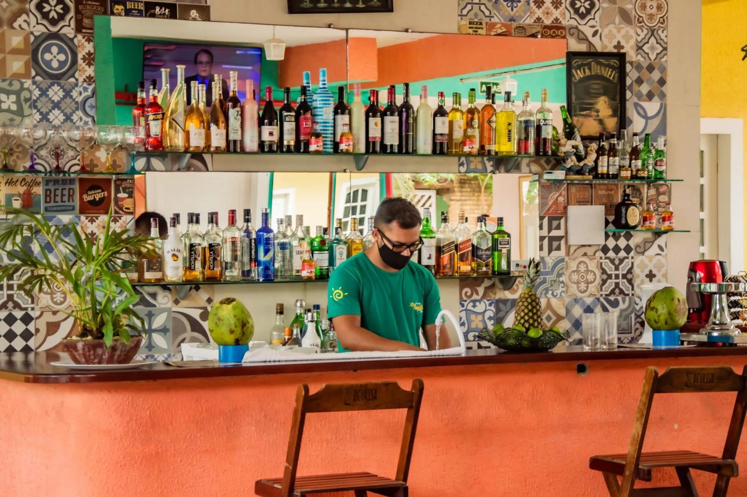 Restaurant/places to eat in Pousada Angelica