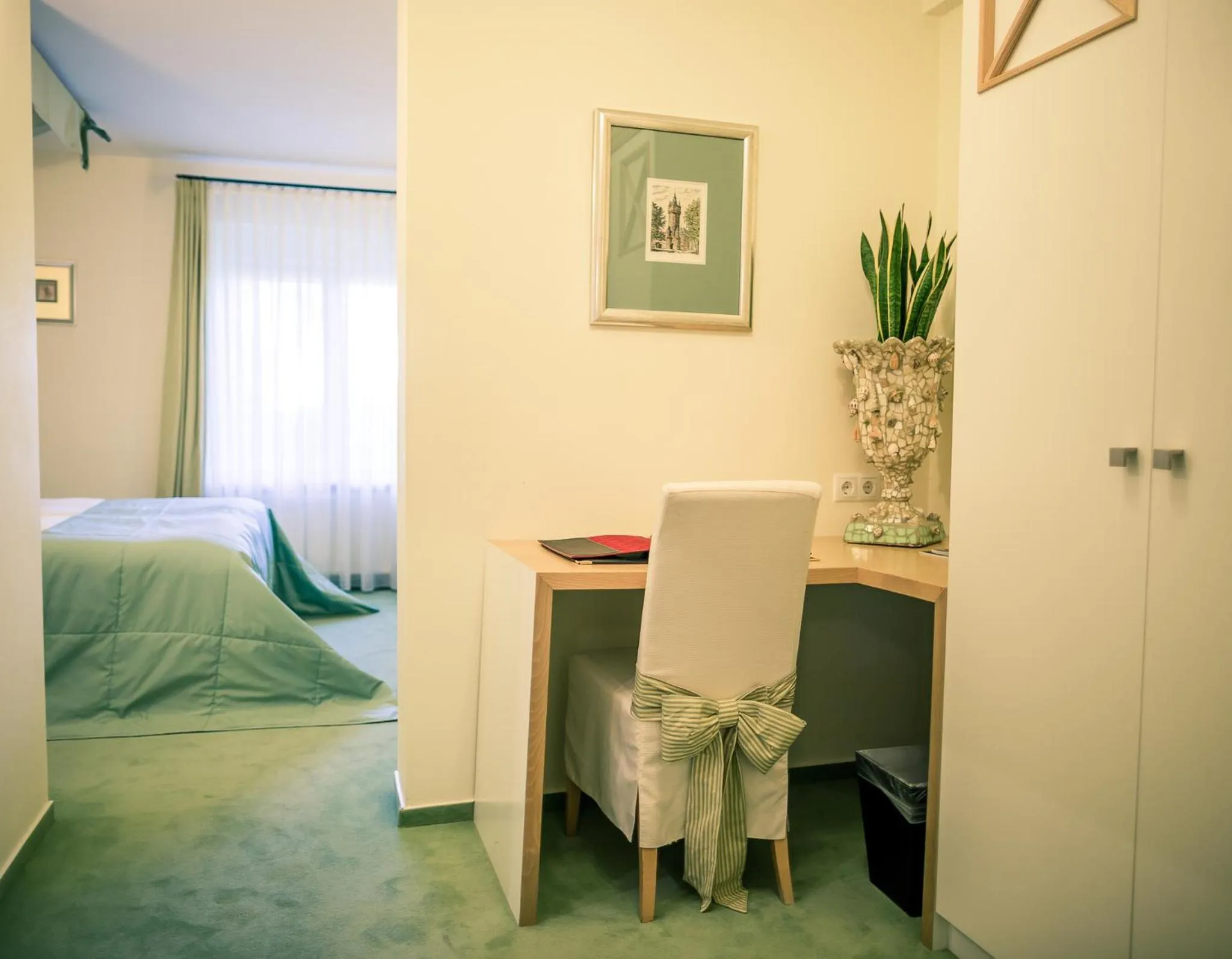 Photo of the whole room, Bed in Burg & Gästehaus by Schwarzenstein