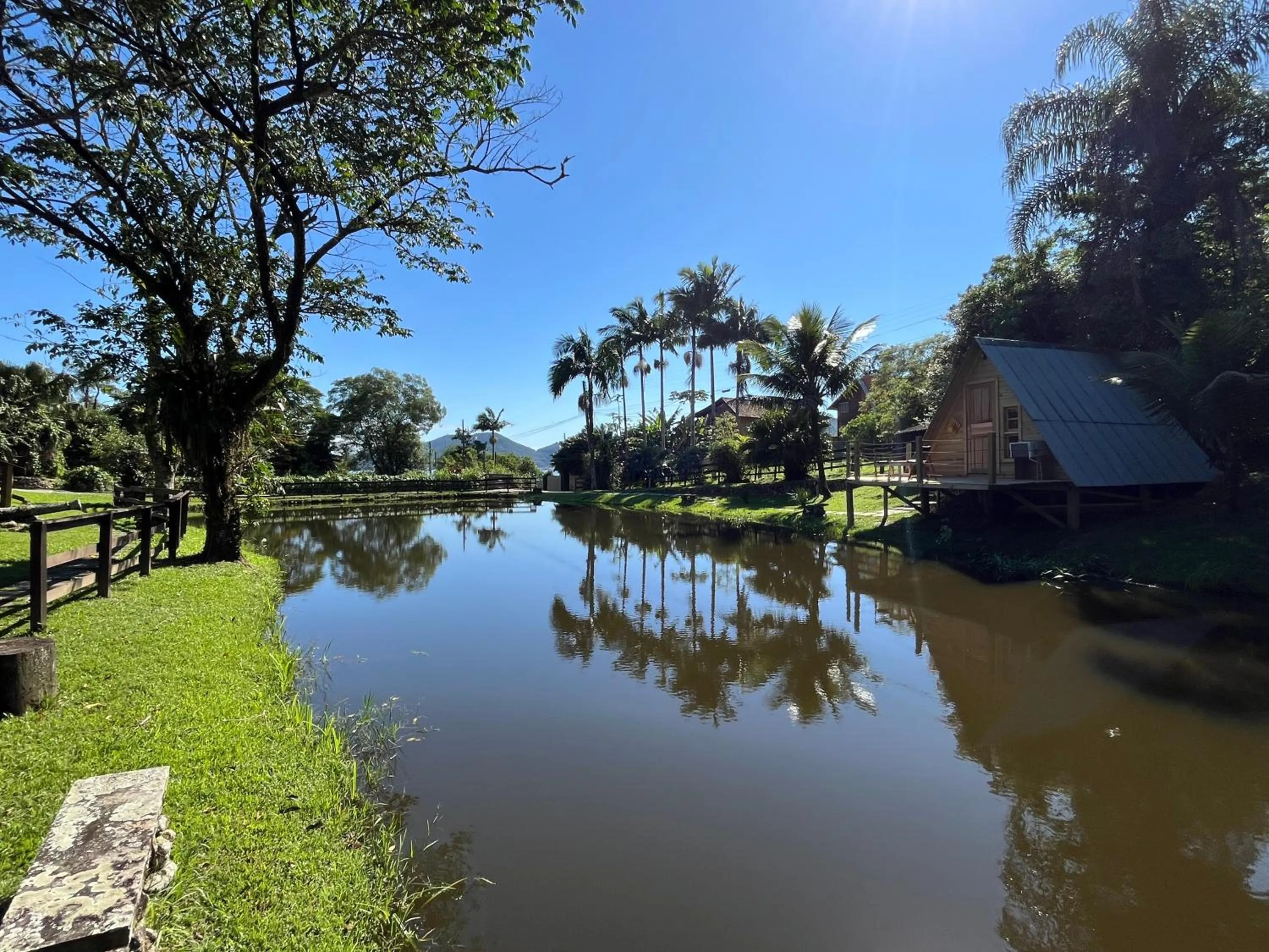 Lake view in Pousada Nosso Bosque