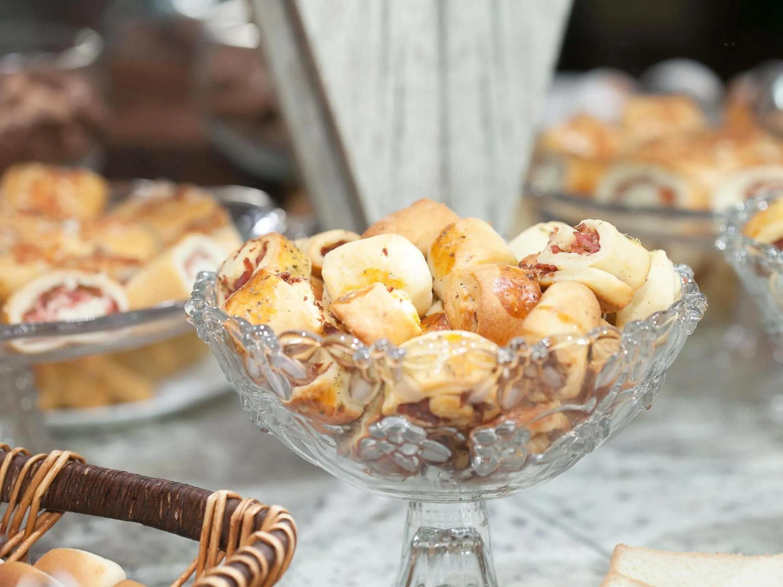 Restaurant/places to eat in Ody Park Resort Hotel