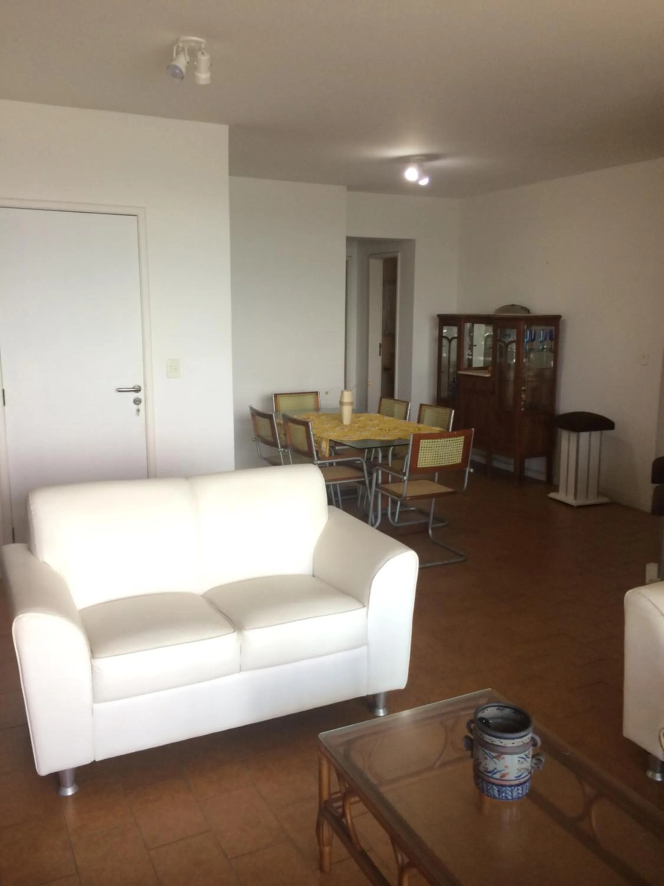 Communal lounge/ TV room in Apartamento Guarapari Brisa do Mar
