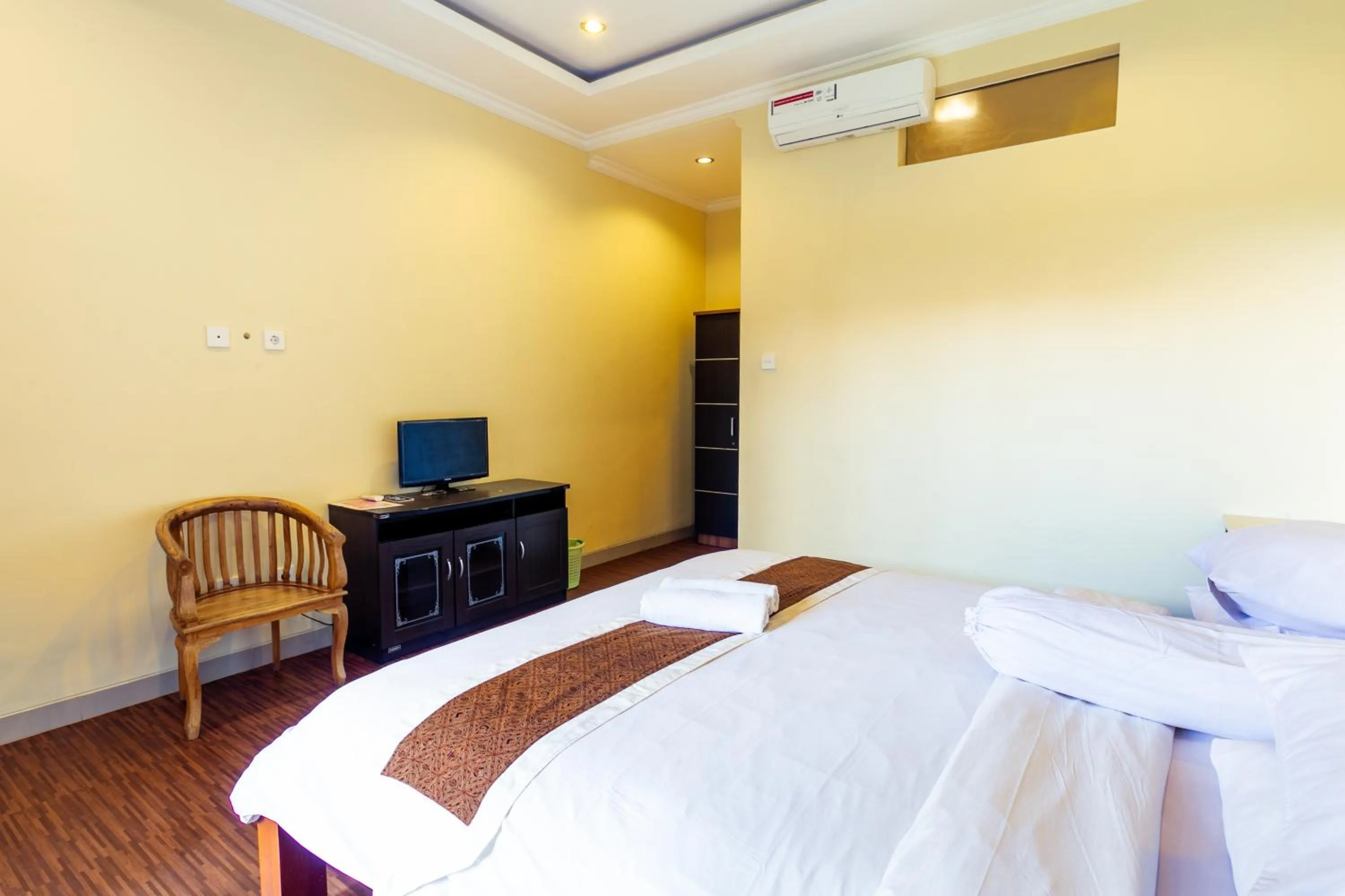 Bed in Sakura Guest House