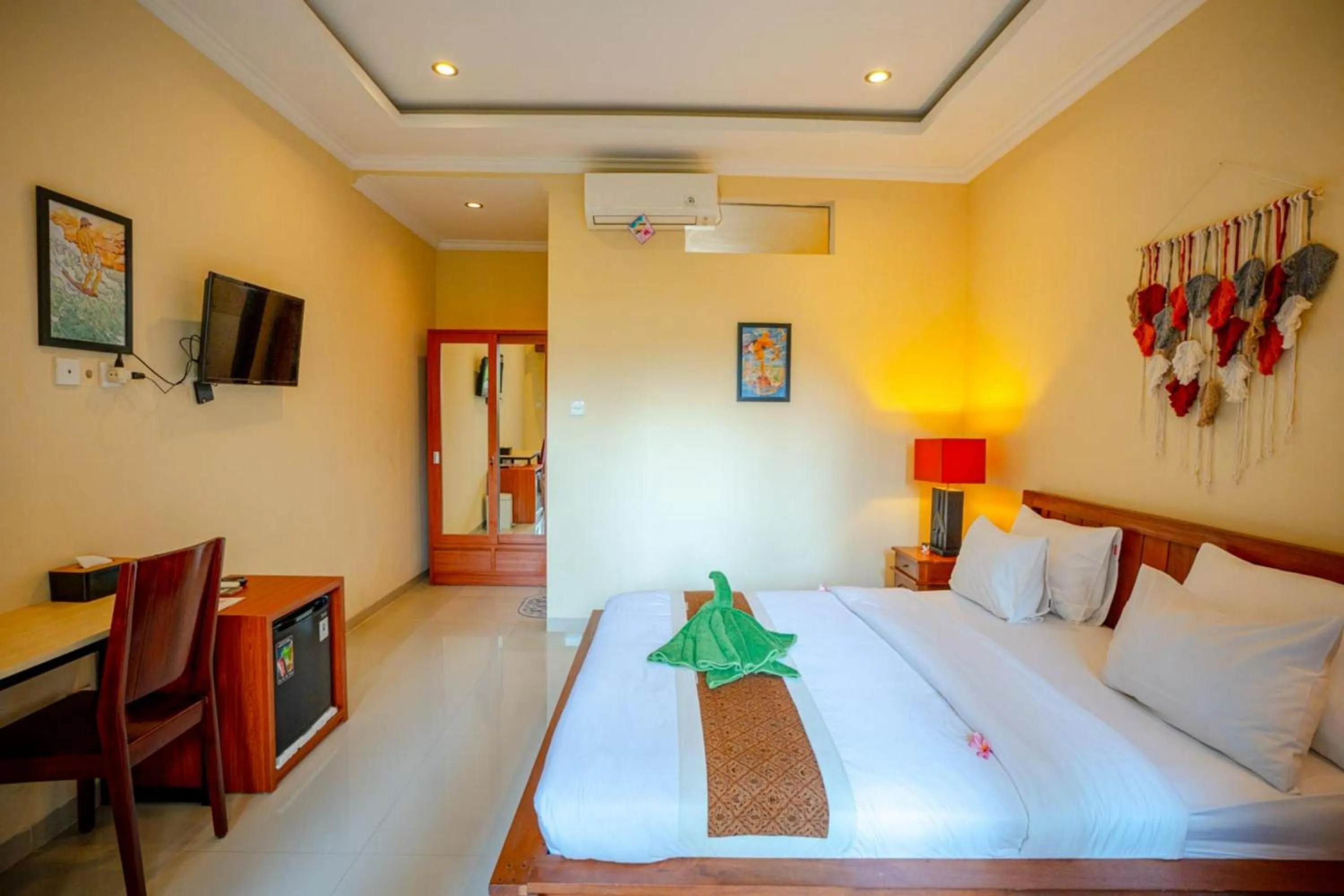 Bed in Sakura Guest House