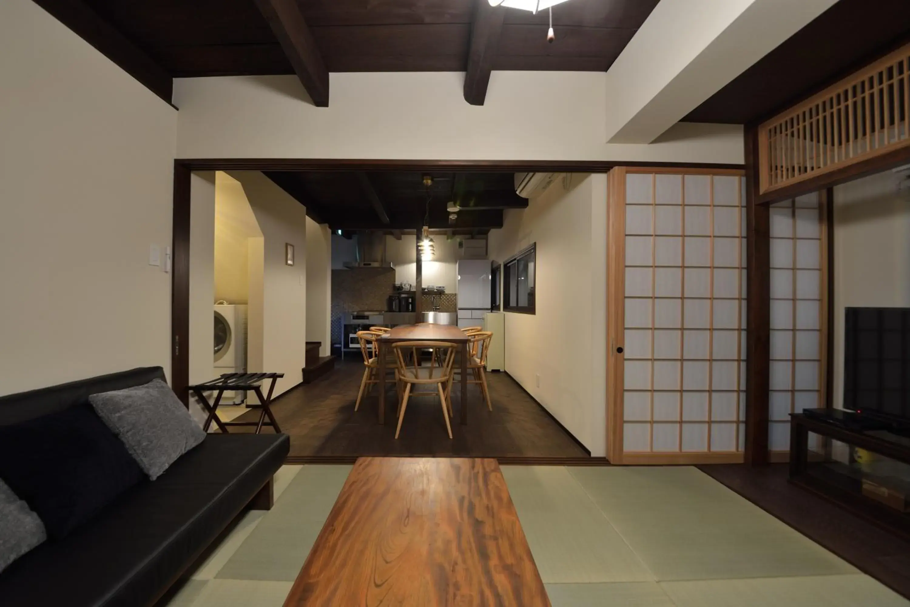 Living room in Takeya Gojo