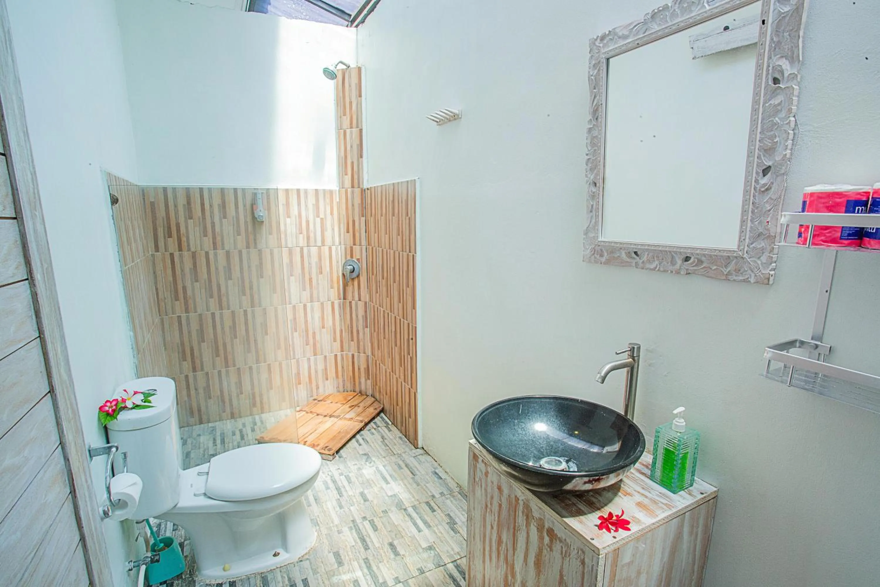 Bathroom in Naturale Guest House
