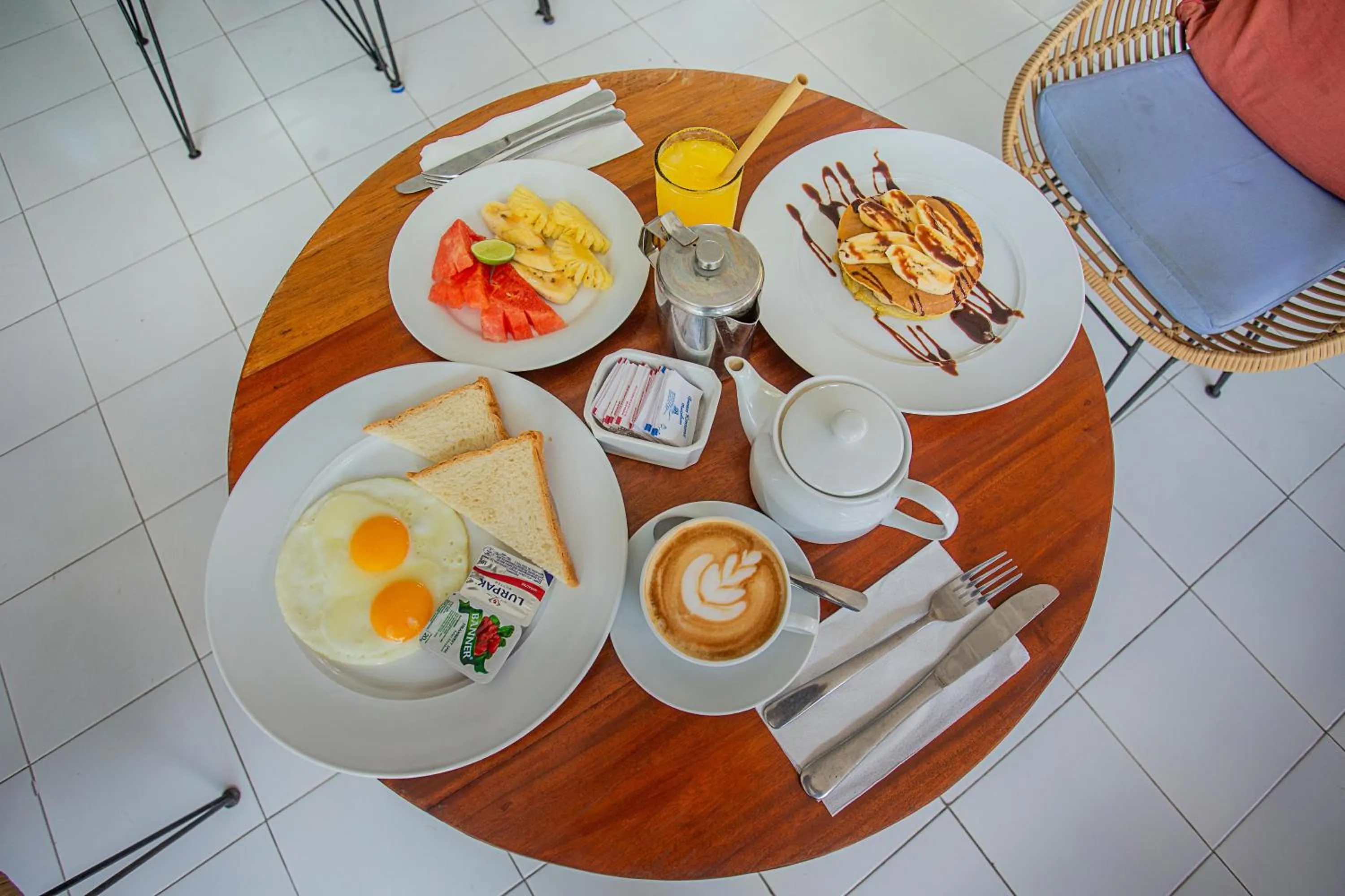 Breakfast in Naturale Guest House