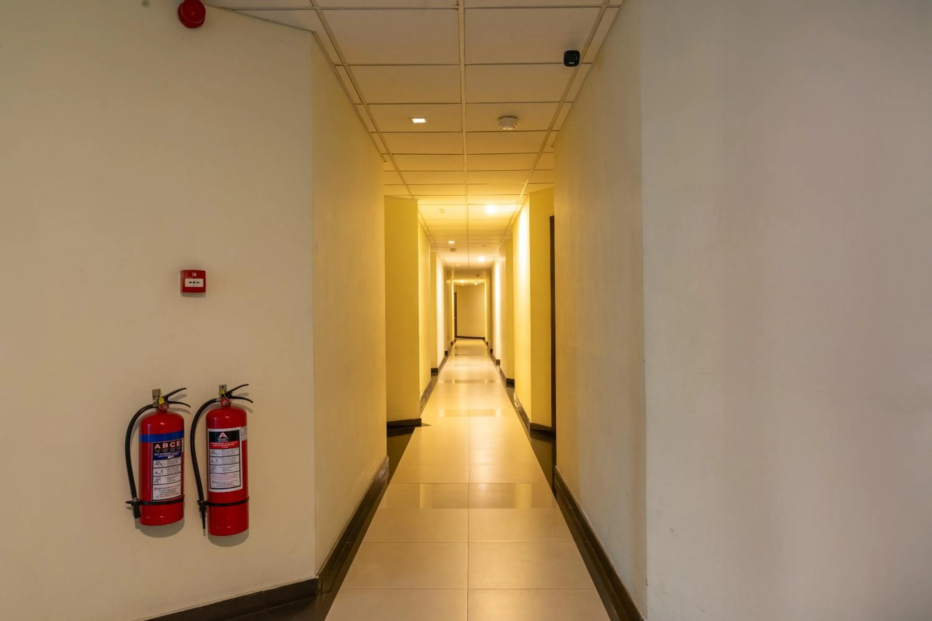 Property building in Saninro Hotel - Ragama