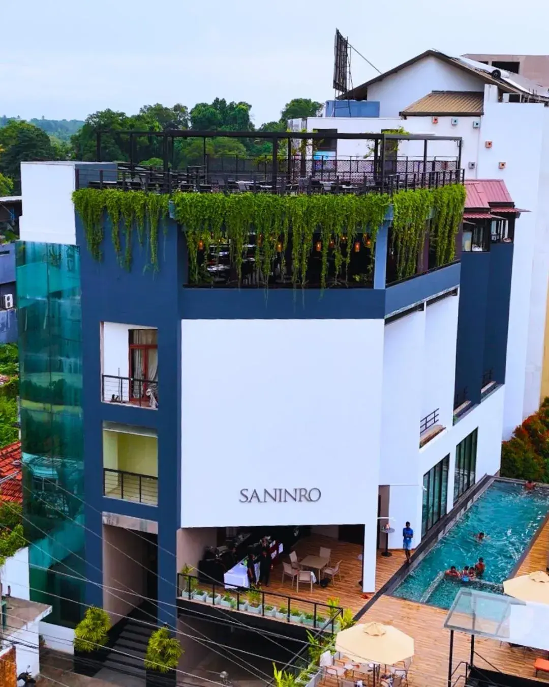 Deluxe Double Room in Saninro Hotel - Ragama Deluxe Double Room in Saninro Hotel - Ragama