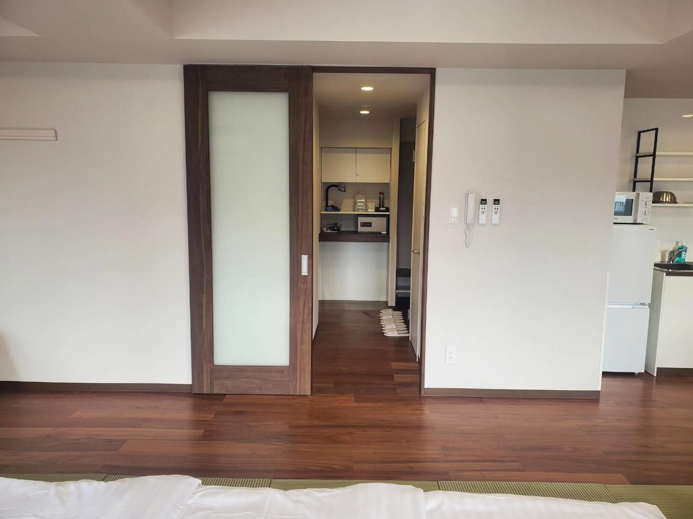 Photo of the whole room in City Pension Zem