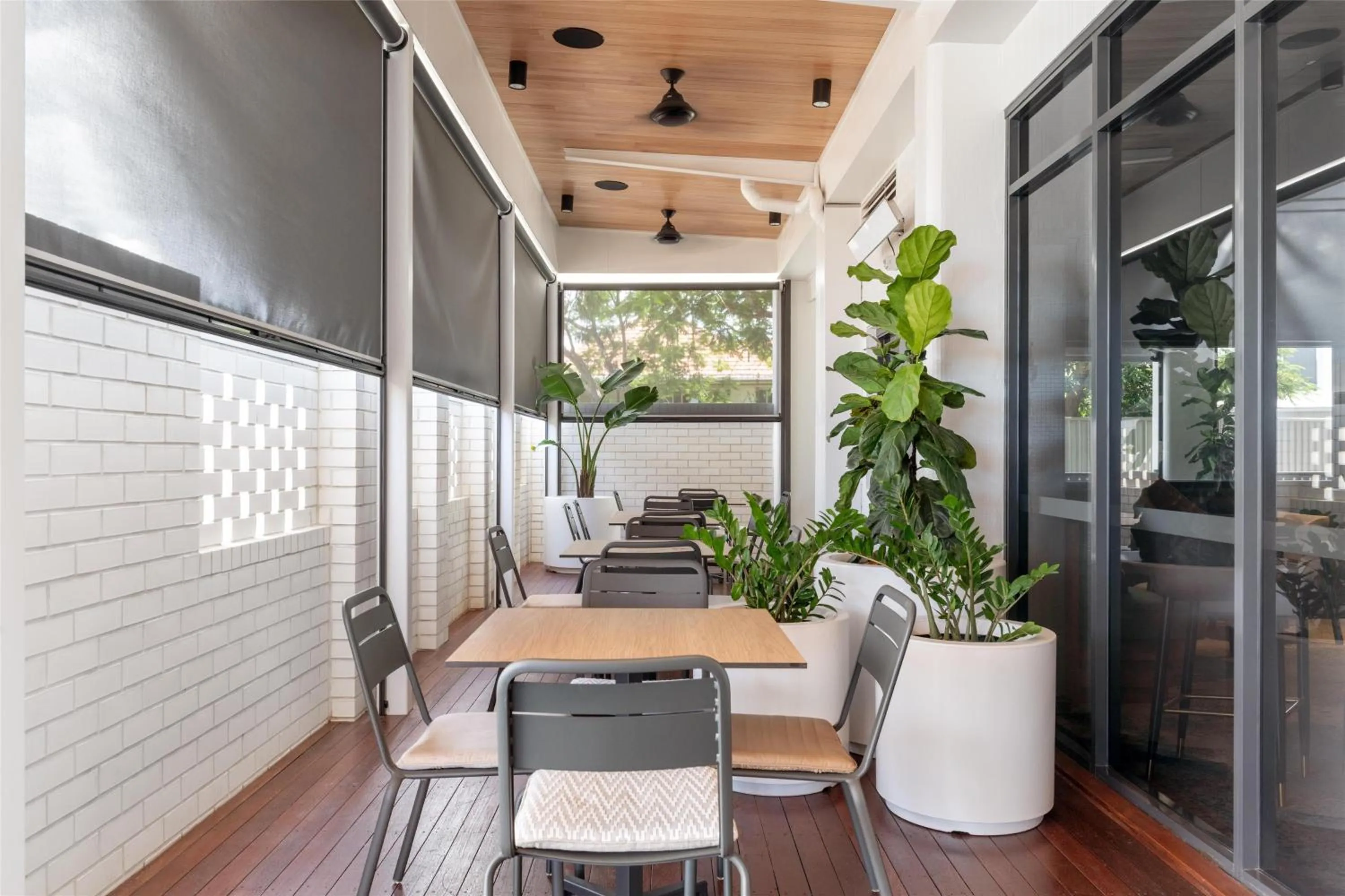 Restaurant/places to eat in Nightcap at Camp Hill Hotel