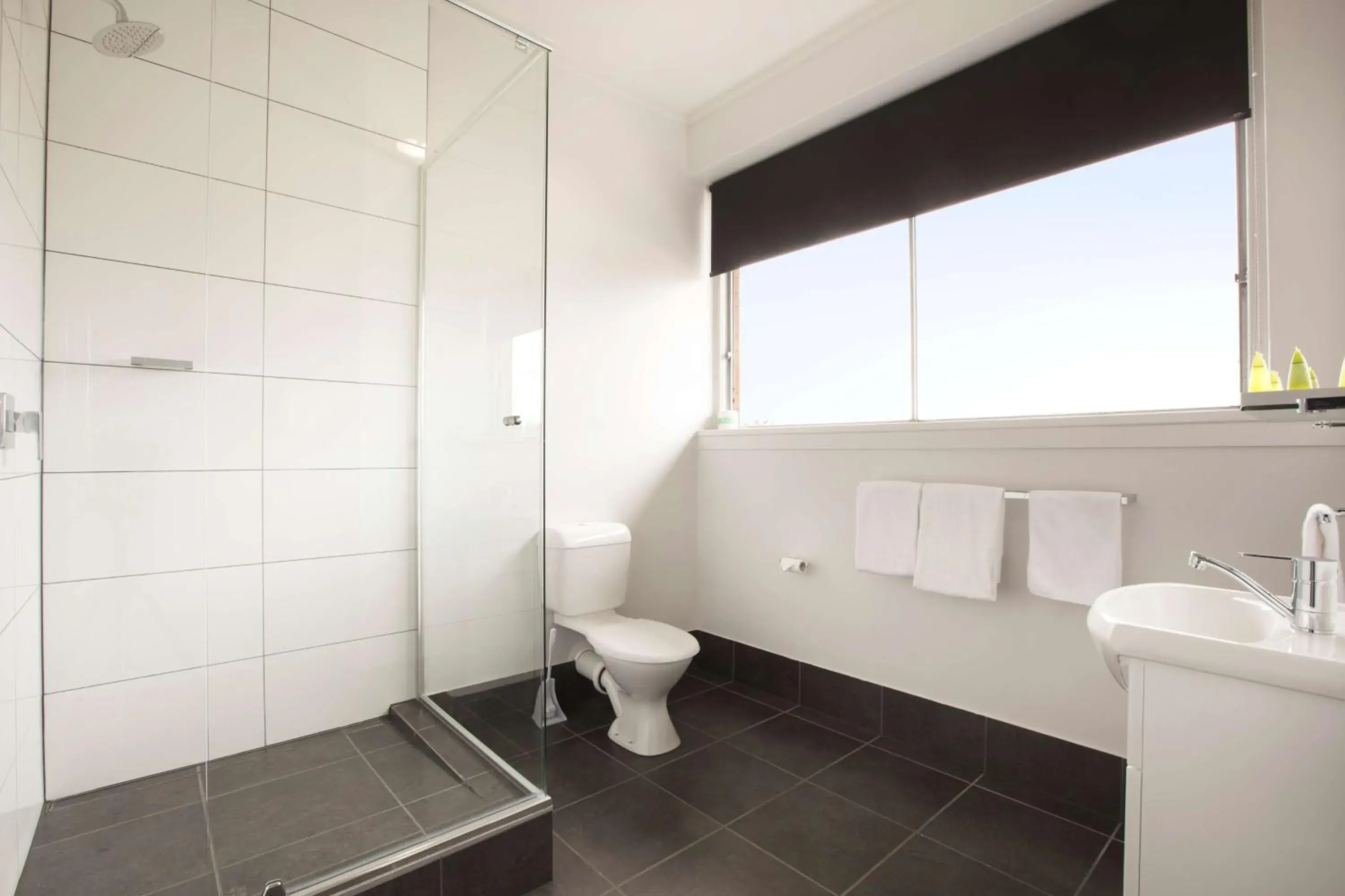 Bathroom in Nightcap at Camp Hill Hotel Bathroom in Nightcap at Camp Hill Hotel