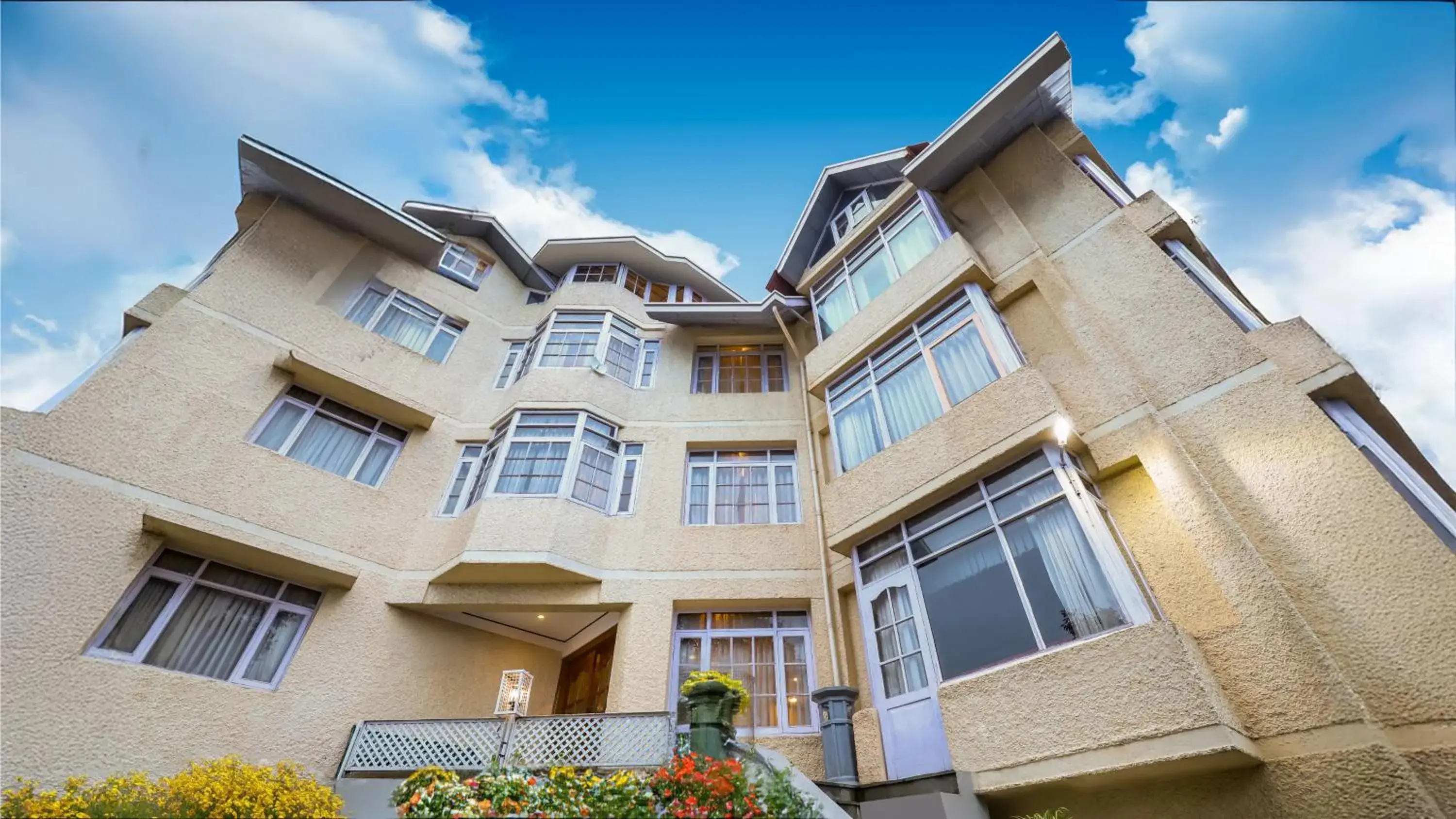 Property building in Summit Le Royale Hotel, Shimla Property building in Summit Le Royale Hotel, Shimla