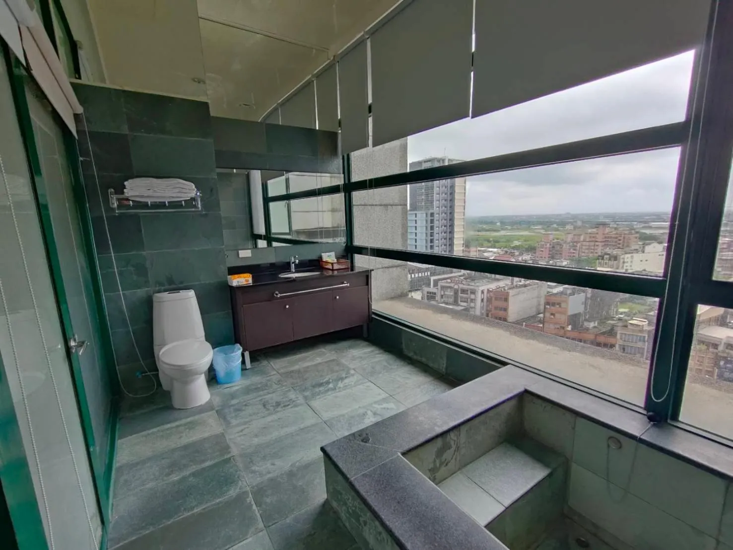 No. 21 Jiaoxi Hot Spring Homestay