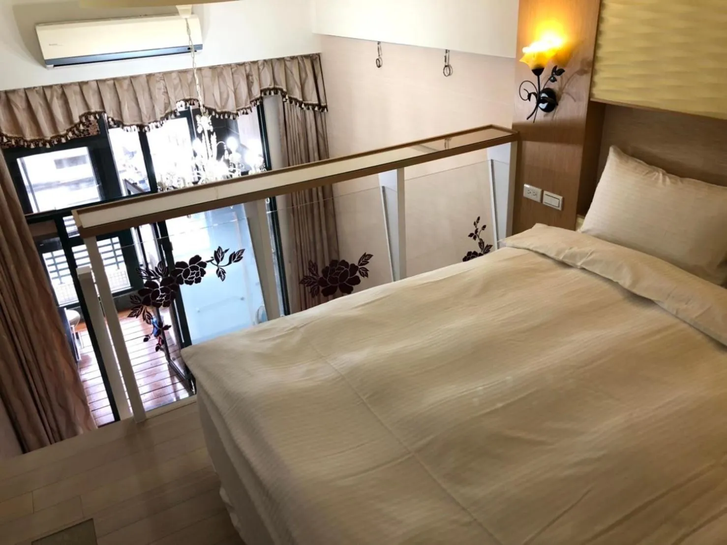 Bed in No. 21 Jiaoxi Hot Spring Homestay