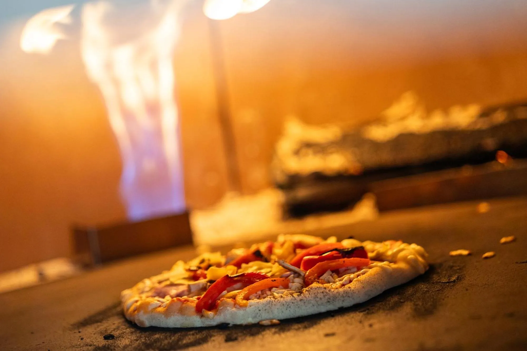 Restaurant/places to eat, Bed in Hotel du Commerce