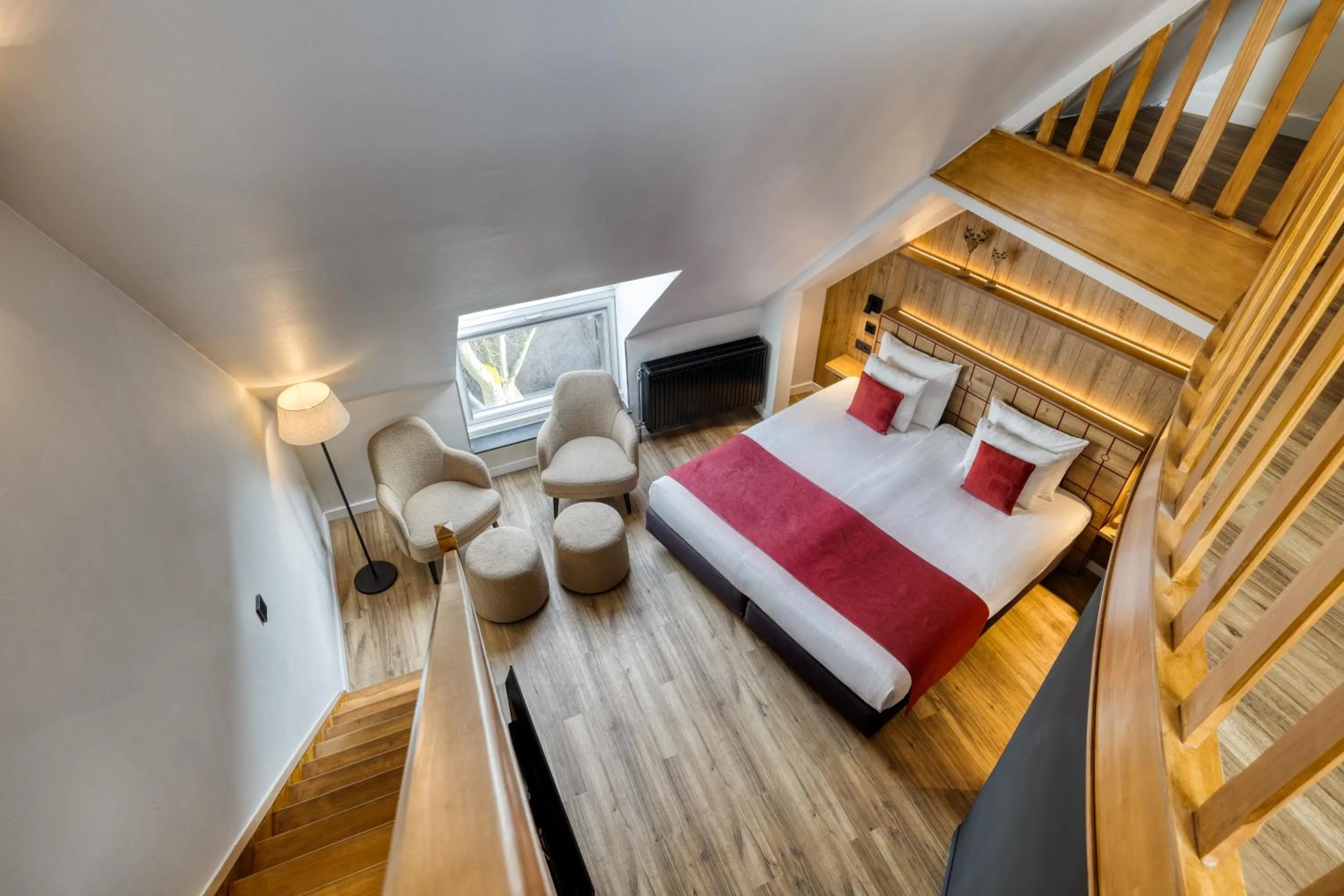 Bedroom, Bed in Hotel du Commerce