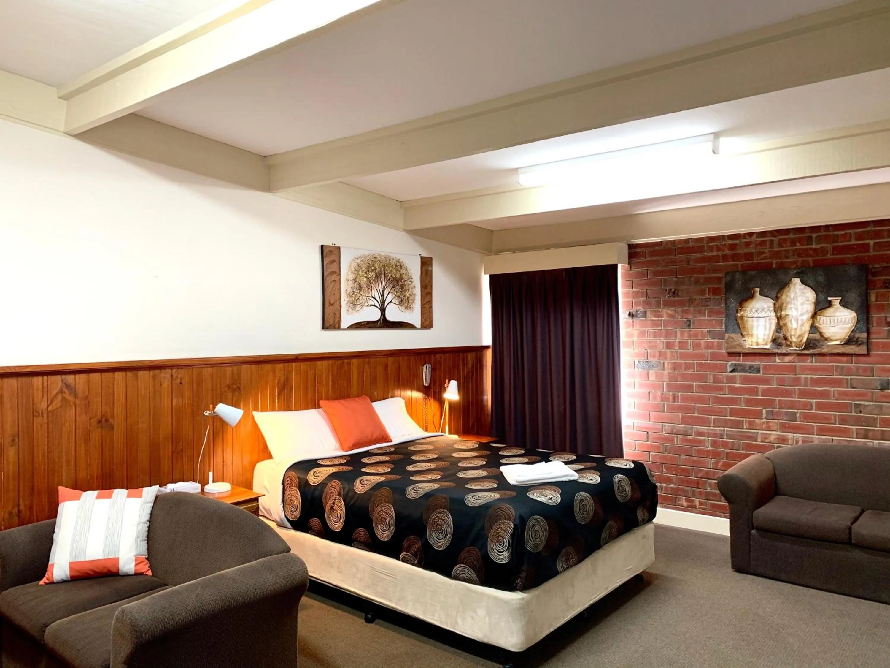 Bed in Central Motel Mildura