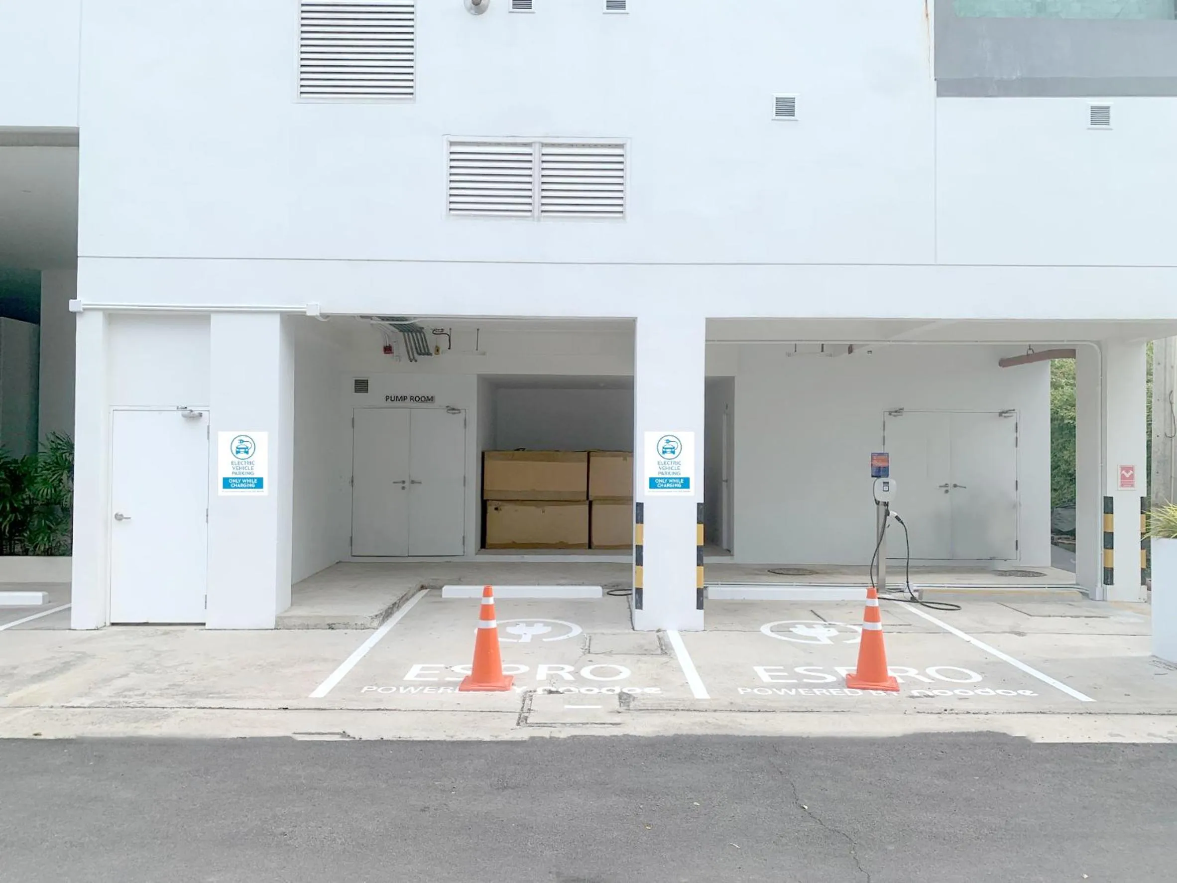 Parking in Veranda Pool Villas & Suite Hua Hin Cha Am