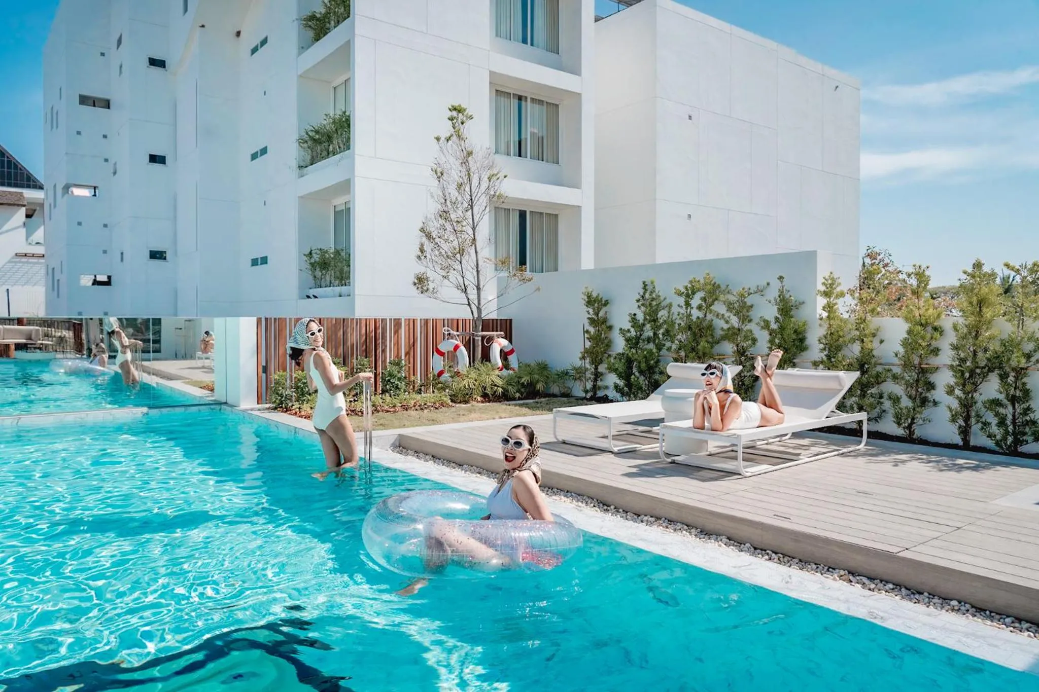 Swimming pool in Veranda Pool Villas & Suite Hua Hin Cha Am