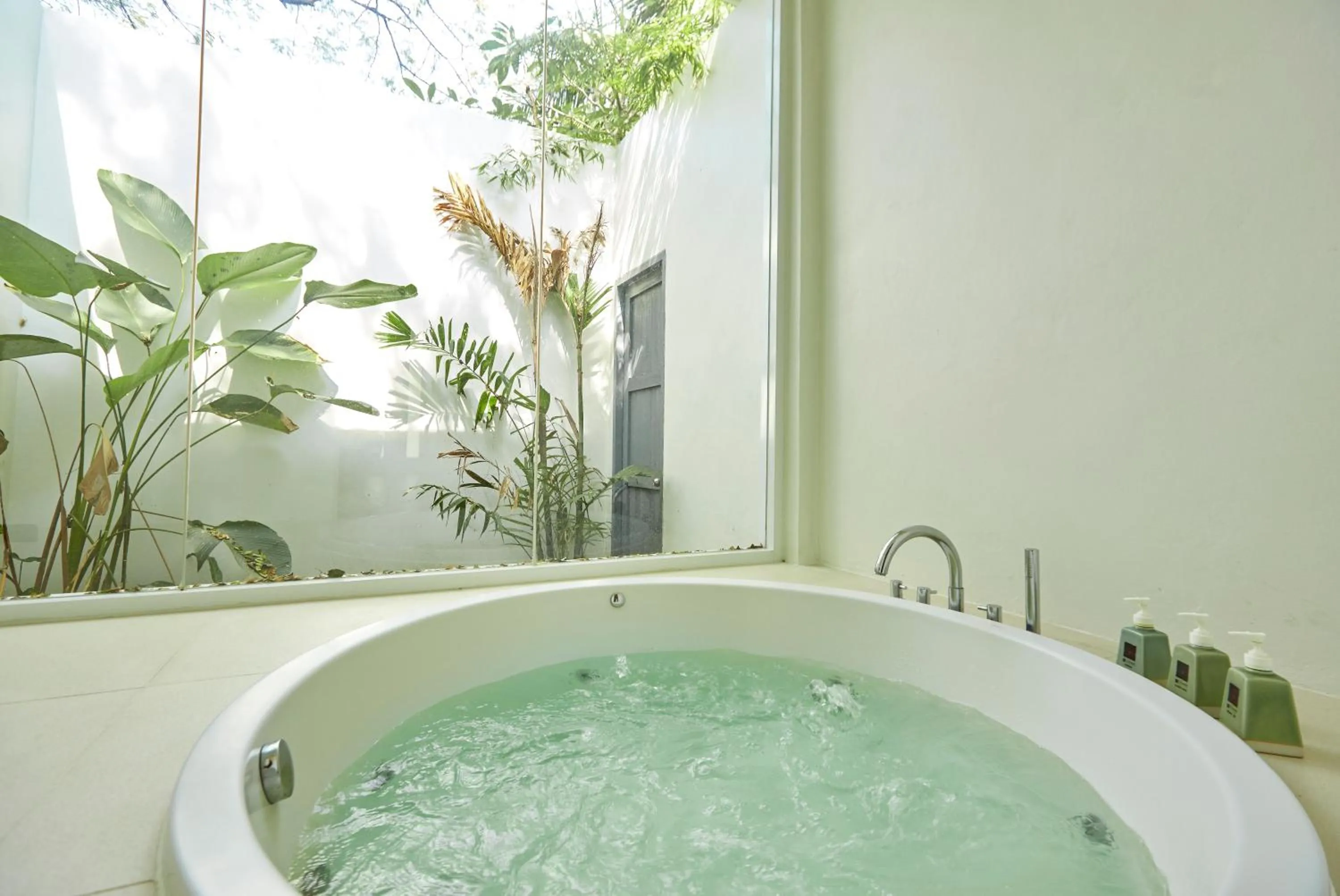 Hot Tub in Veranda Pool Villas & Suite Hua Hin Cha Am