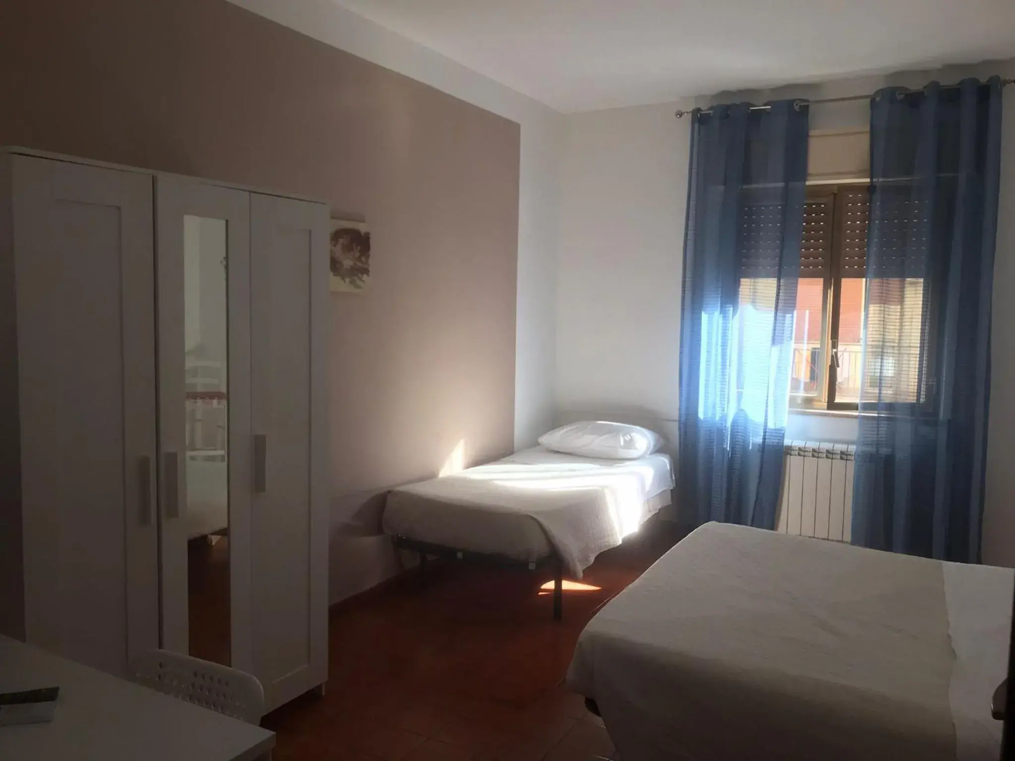 Triple Room with Private External Bathroom in La Dimora dei sette Arcangeli Triple Room with Private External Bathroom in La Dimora dei sette Arcangeli