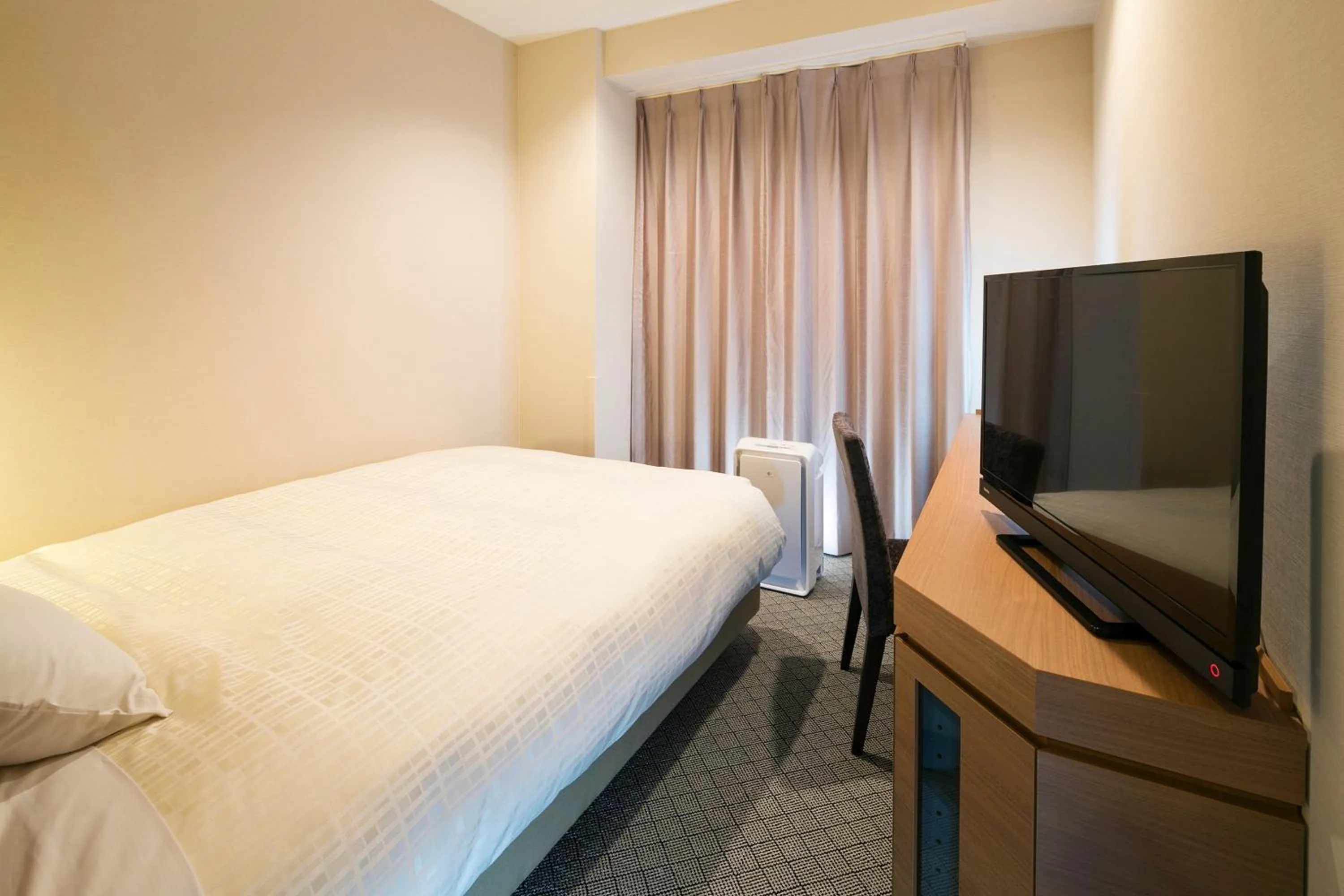 Bed in JR-East Hotel Mets Kitakami