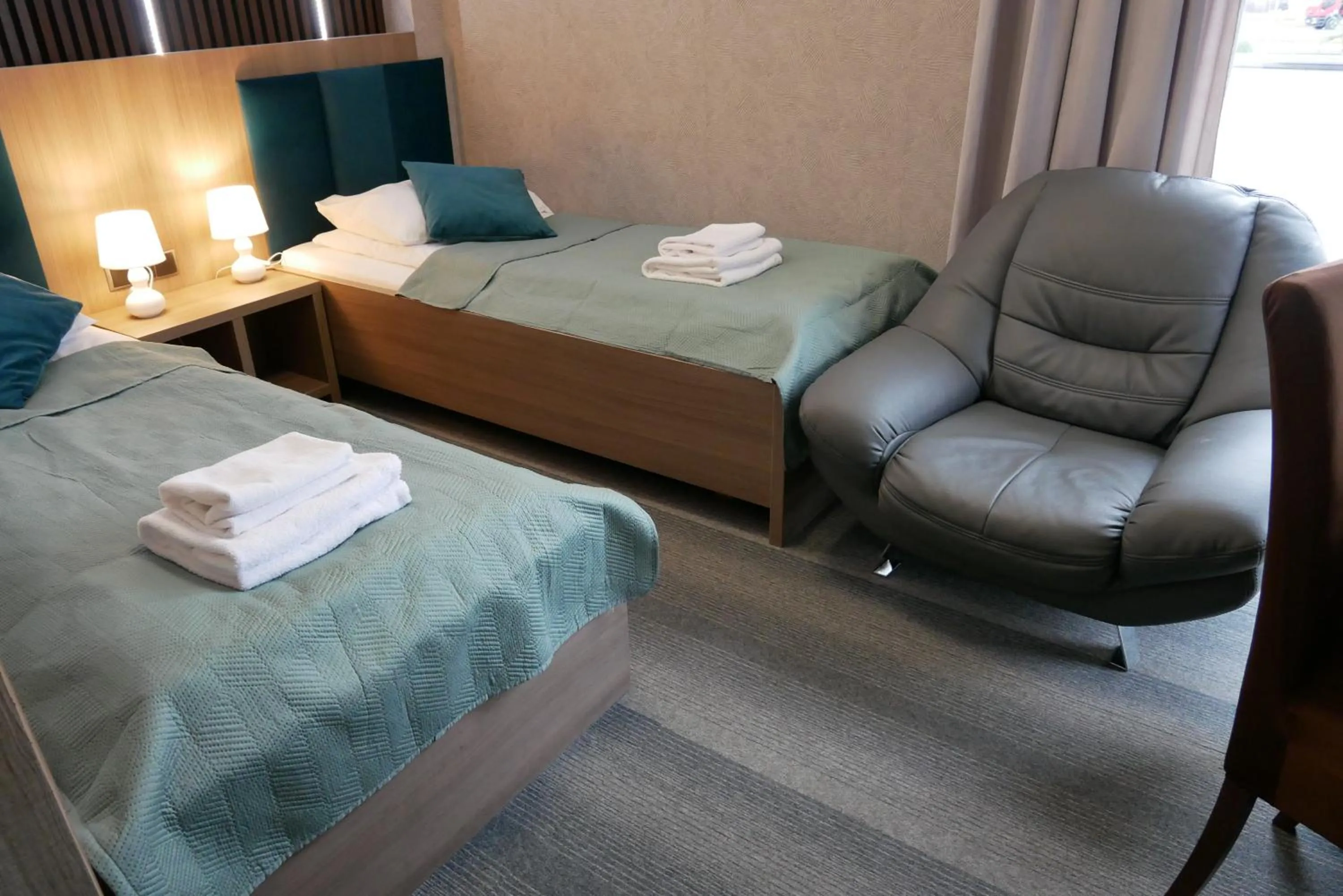 Photo of the whole room, Bed in Hotel Oskar Business & Spa
