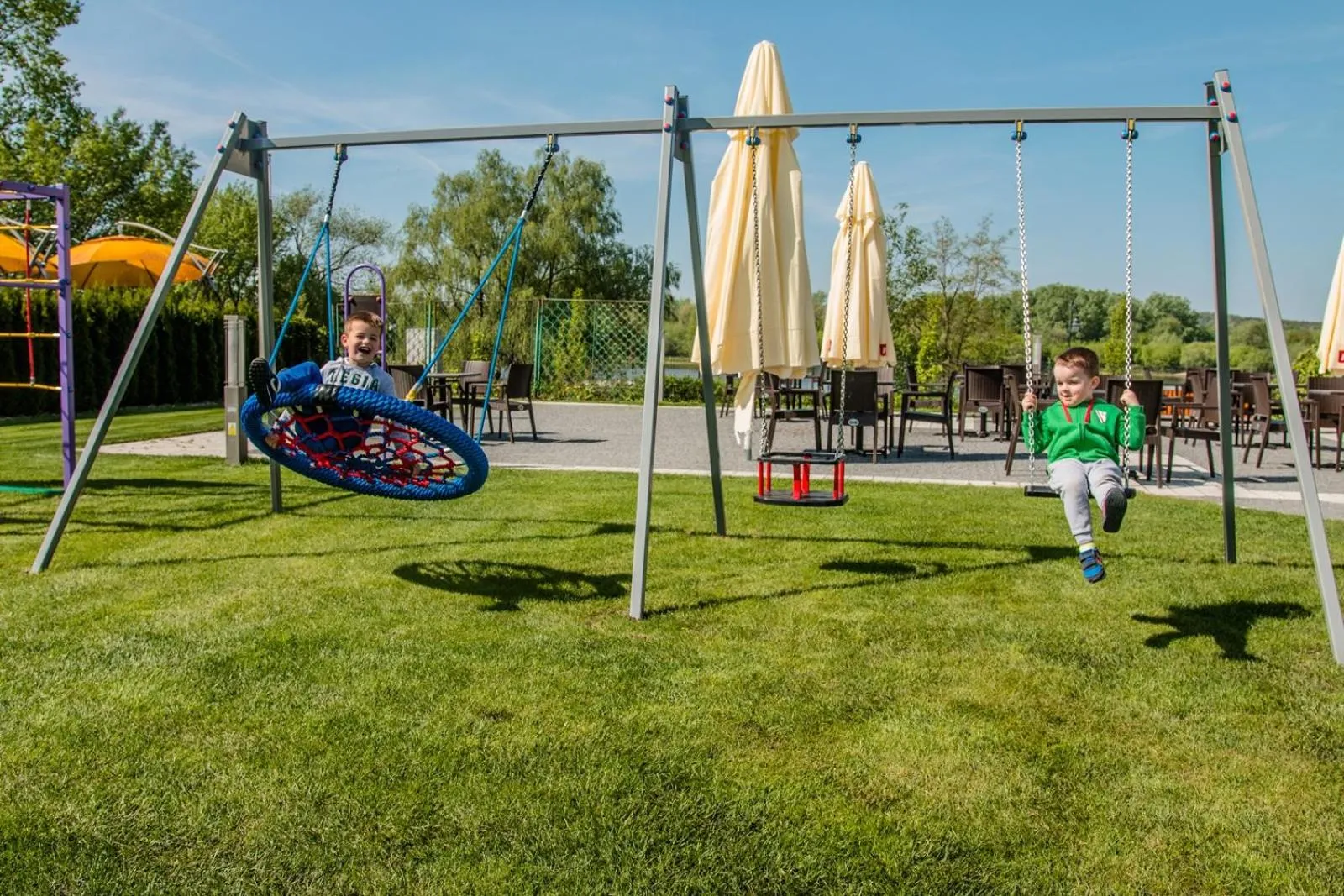 Children play ground in Hotel Oskar Business & Spa