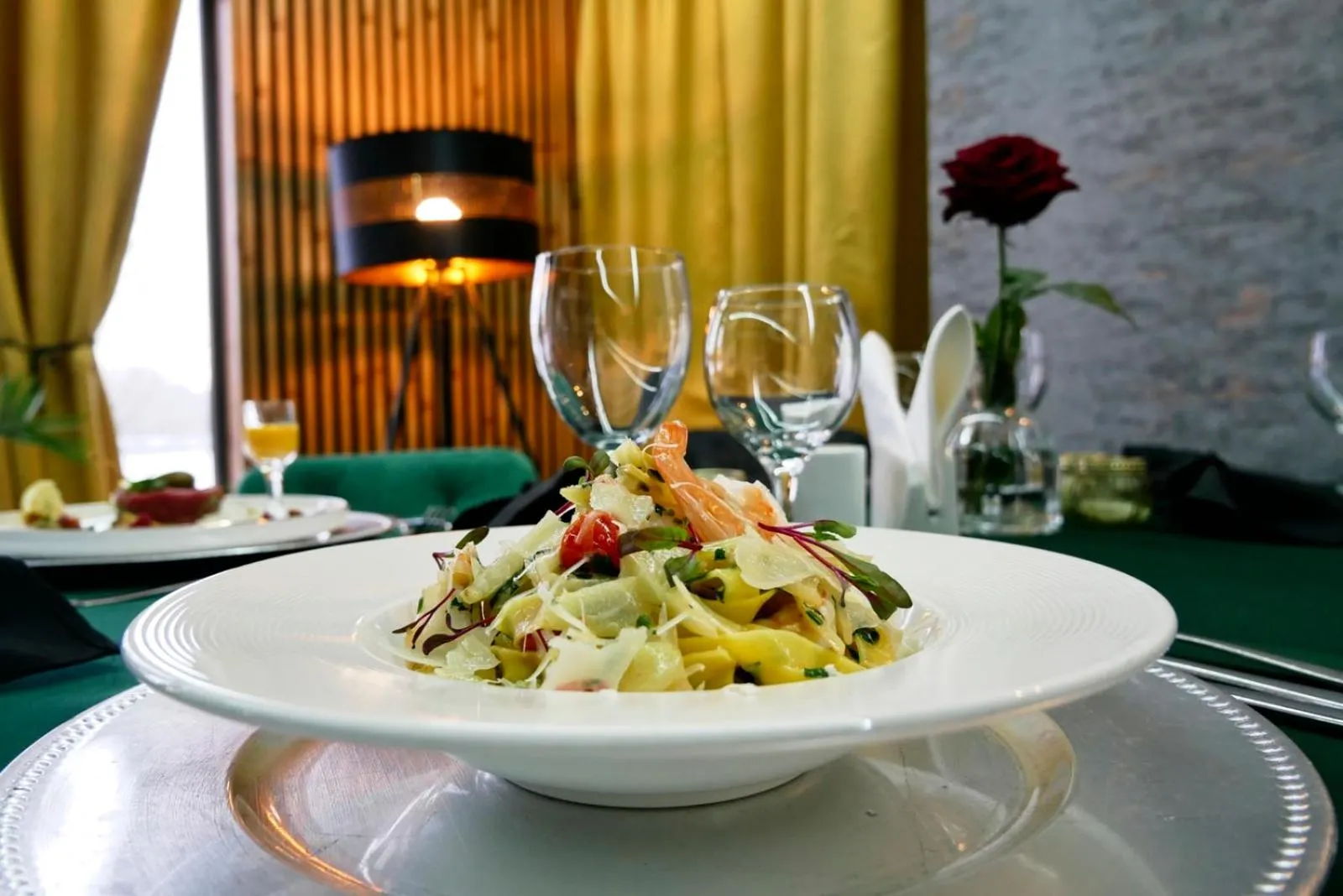 Restaurant/places to eat in Hotel Oskar Business & Spa